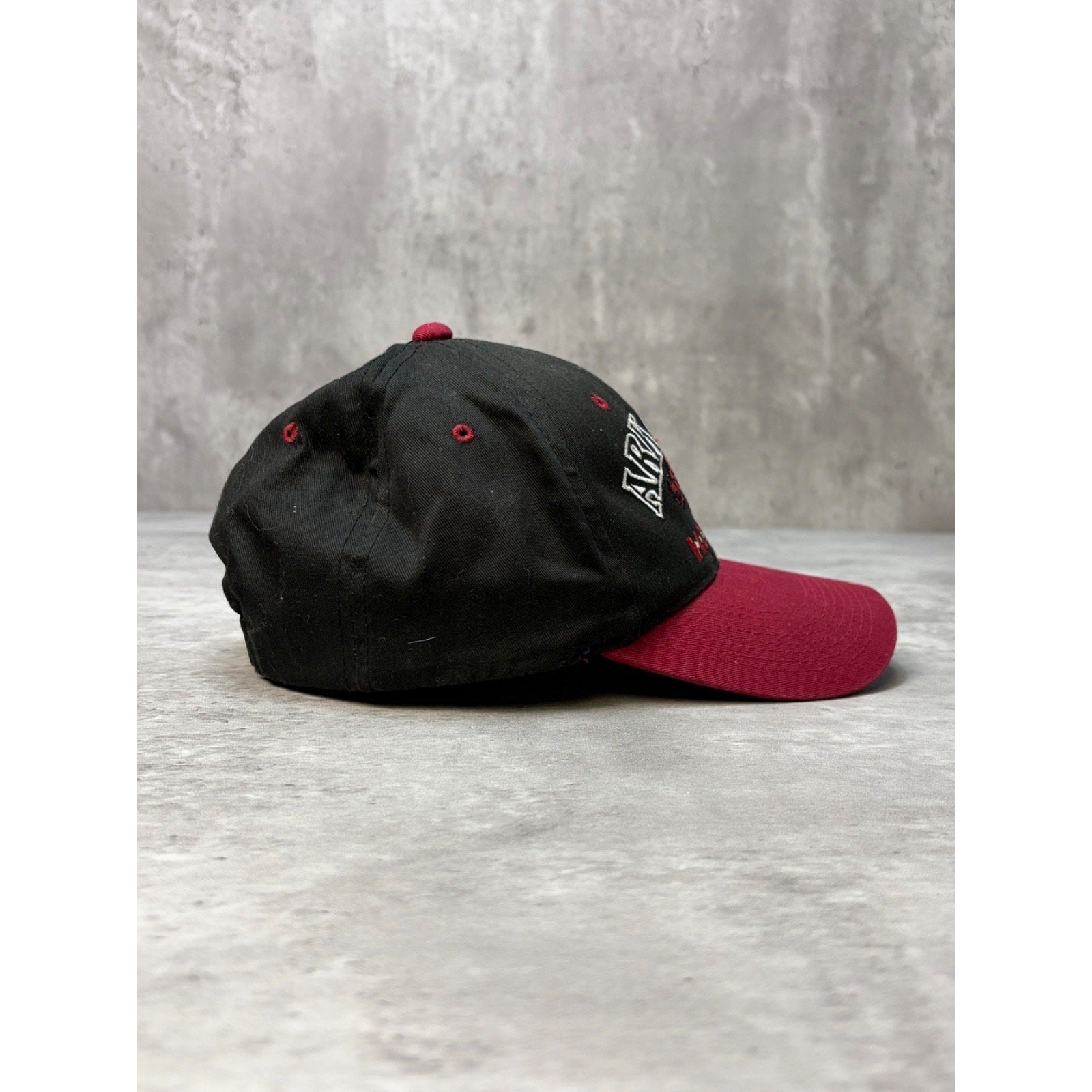 Vintage Arkansas Razorbacks NCAA Embroidered Spellout Snapback Hat OSFA