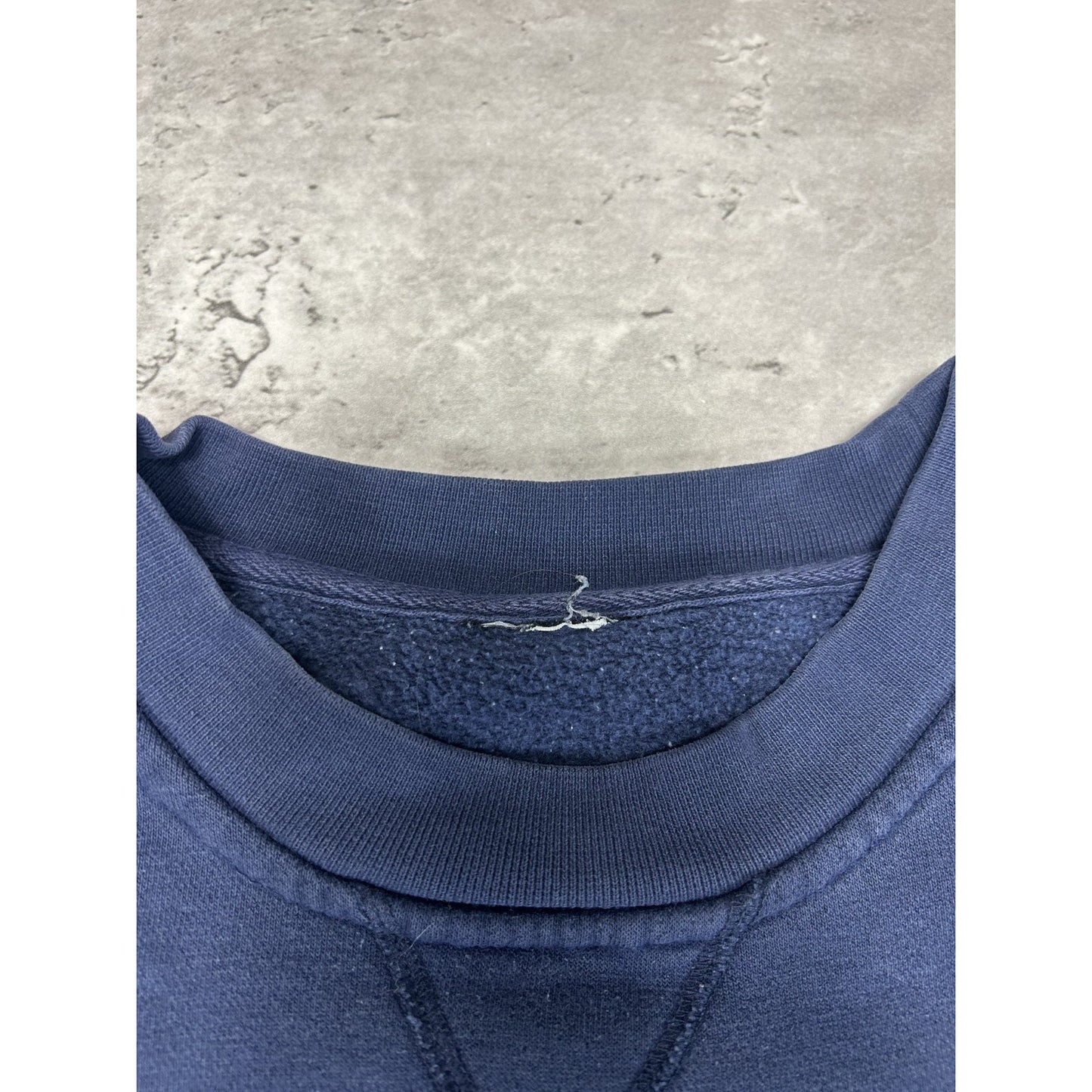 Vintage Tennessee Titans NFL Embroidered Logo Football Sweatshirt Size 2XL