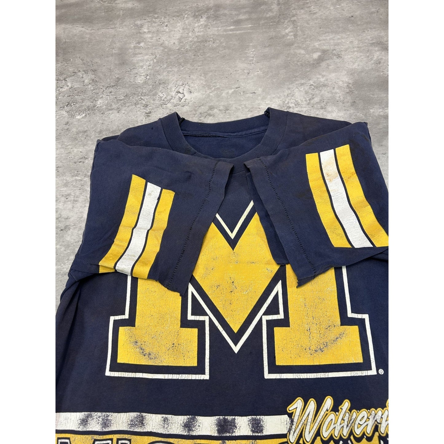 Vintage 90s Michigan Wolverines NCAA Jersey Style All Over Print T-Shirt Medium