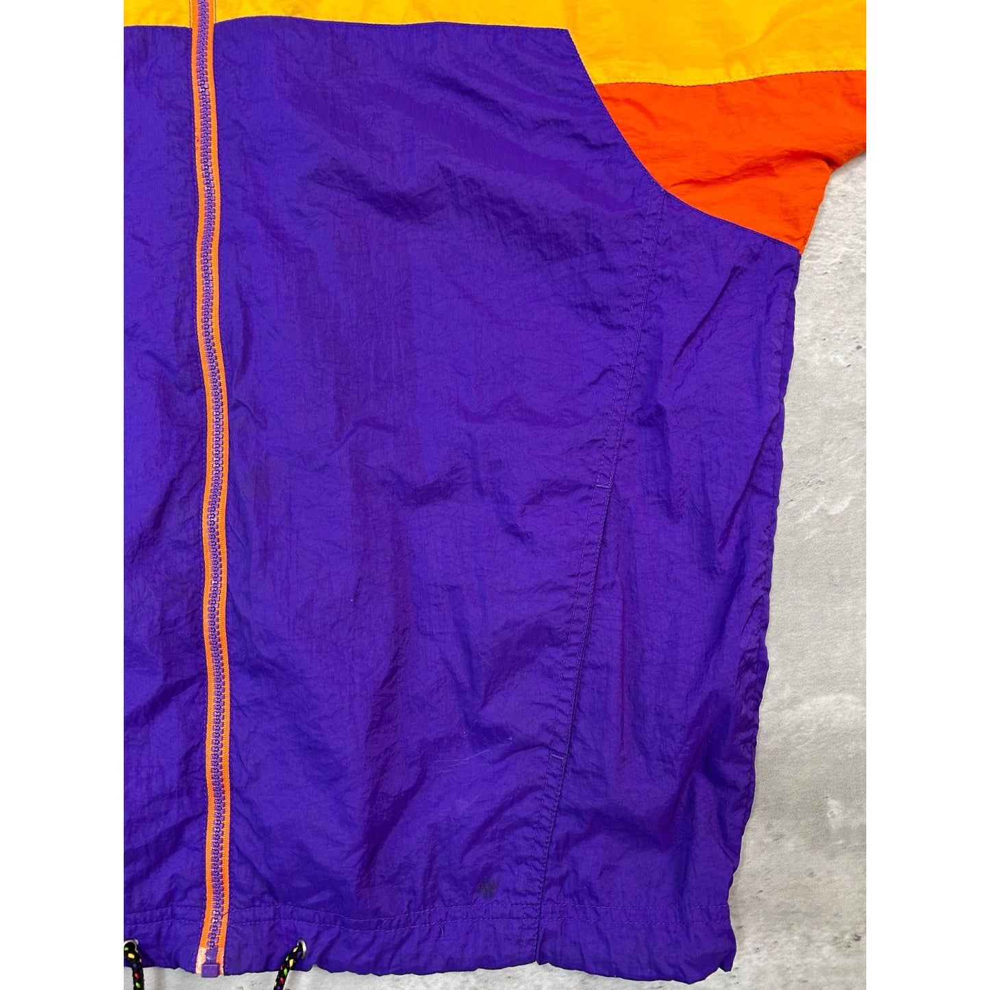 Vintage 80s/90s Nike Graphic Spellout Swoosh Nylon Windbreaker Jacket YOUTH L