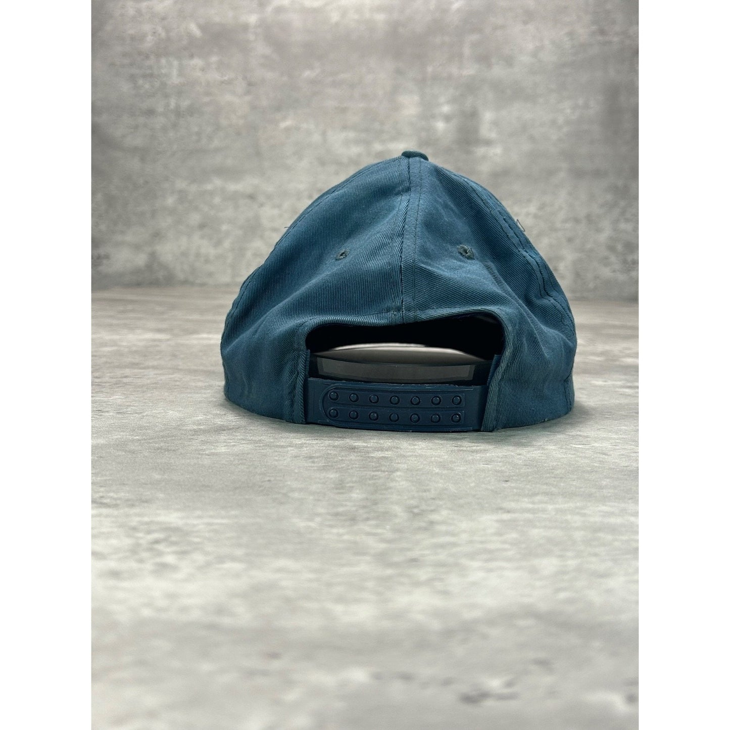 Vintage Chicago Bears NFL Embroidered Logo Football Snapback Hat OSFA