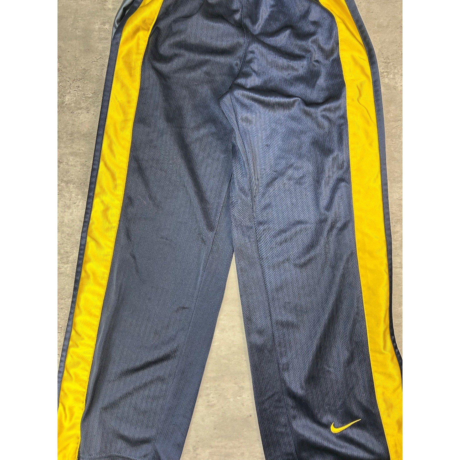 Vintage 2000s Nike Embroidered Swoosh Nylon Tearaway Pants Size Large YOUTH