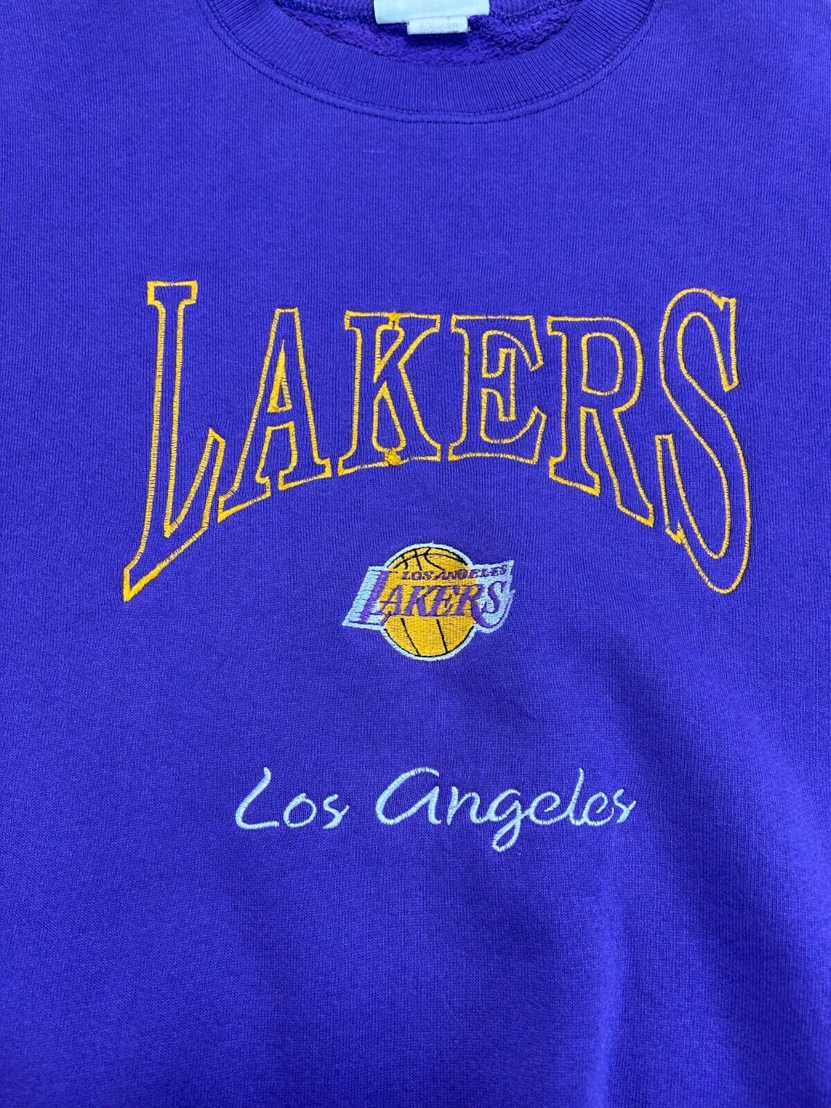 Vintage 90s Los Angeles Lakers NBA Embroidered Spellout Sweatshirt Size Medium