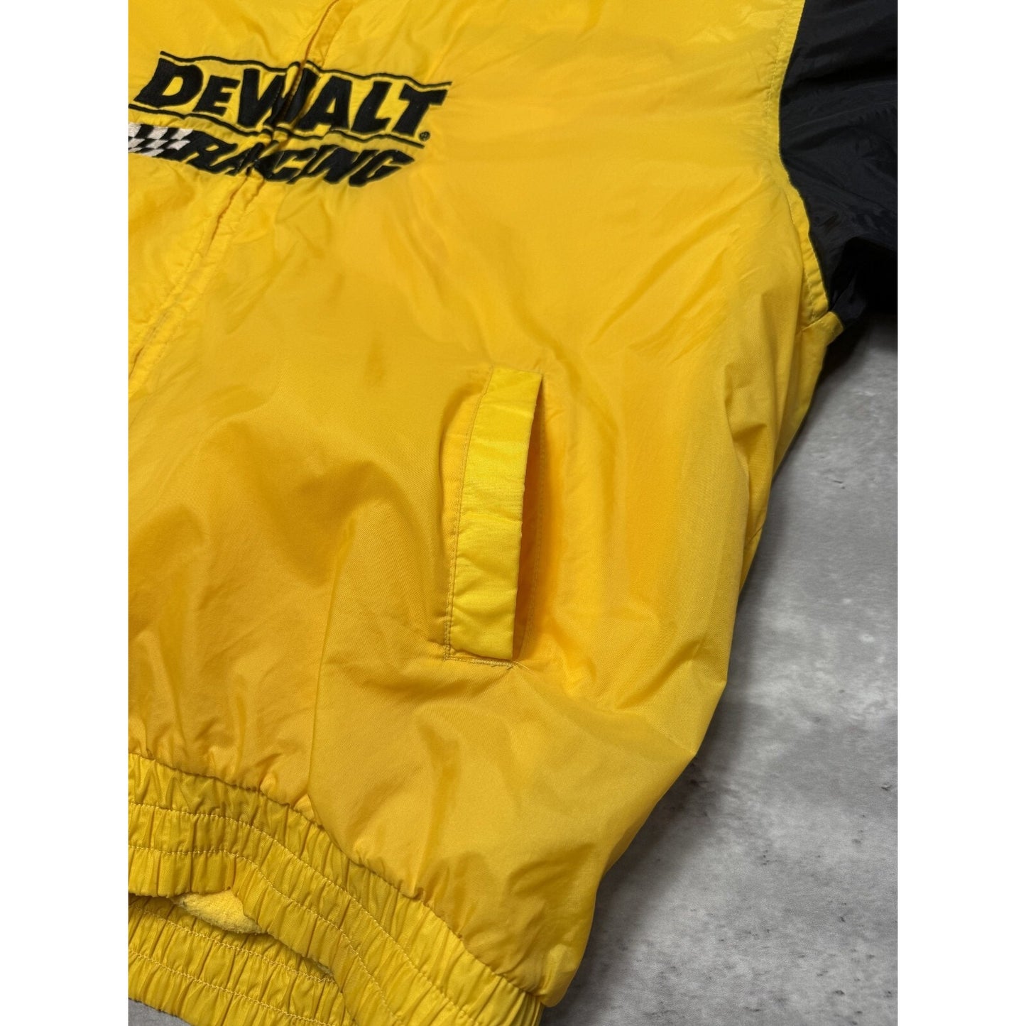 Vintage Matt Kenseth #17 Nascar Dewalt Racing Embroidered Jacket Size Large