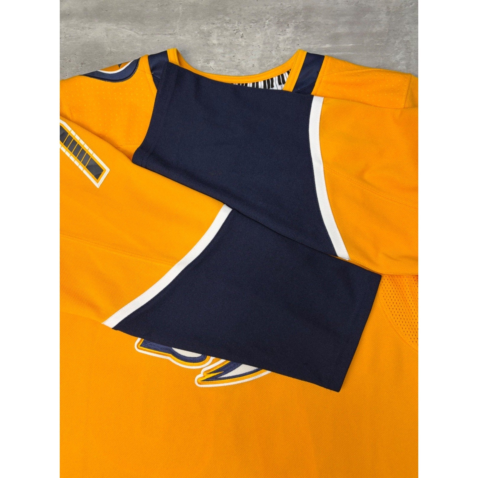 PK Subban #76 Nashville Predators NHL Adidas Fight Strap Hockey Jersey Sz Medium