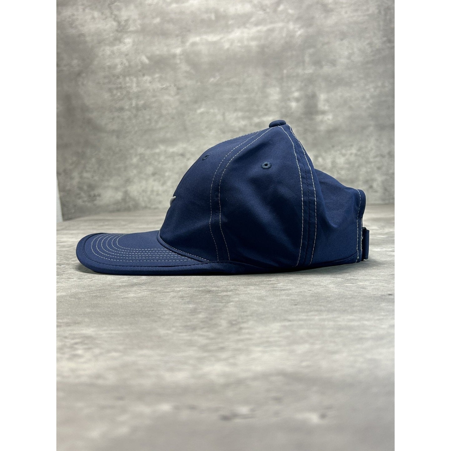 Nike Golf Embroidered Swoosh Strapback Hat OSFA