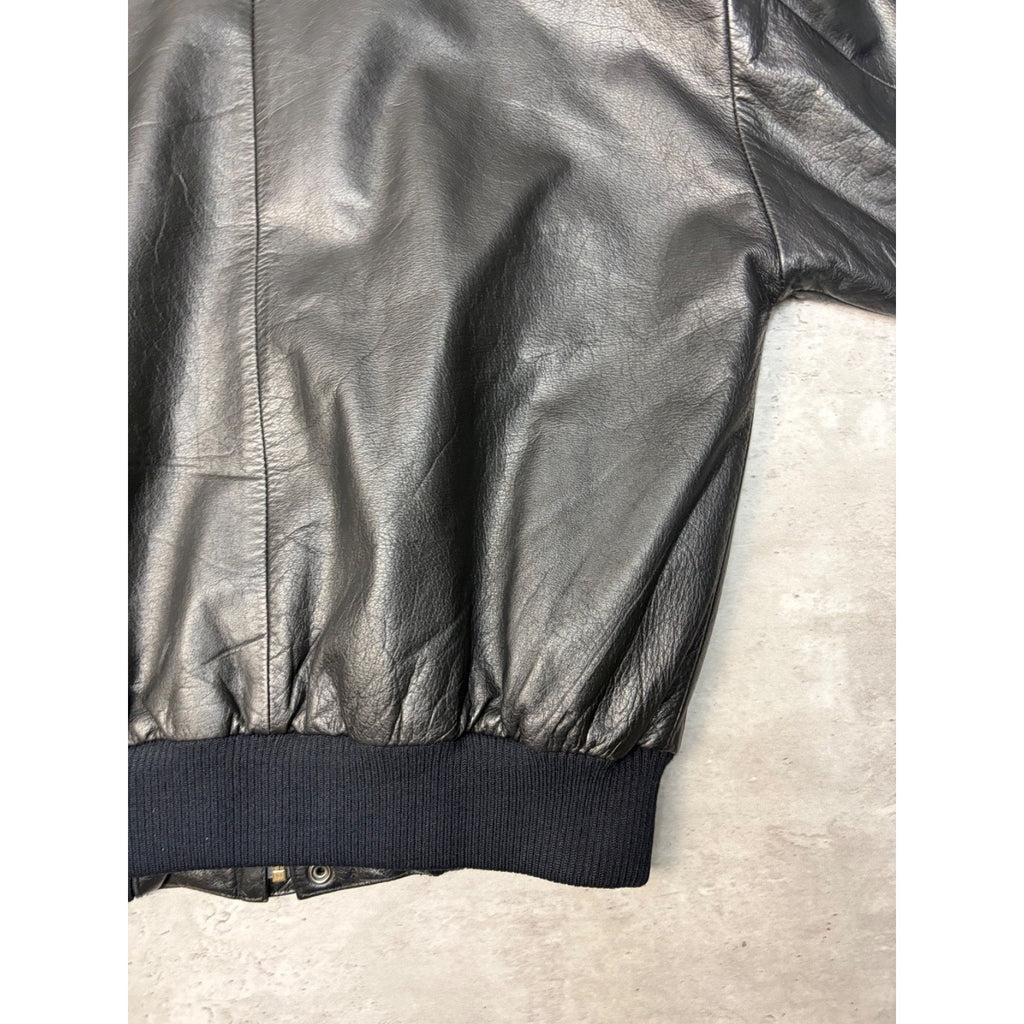 Vintage Hard Rock Cafe Embossed Sleeve Logo Leather Bomber Jacket Size Small