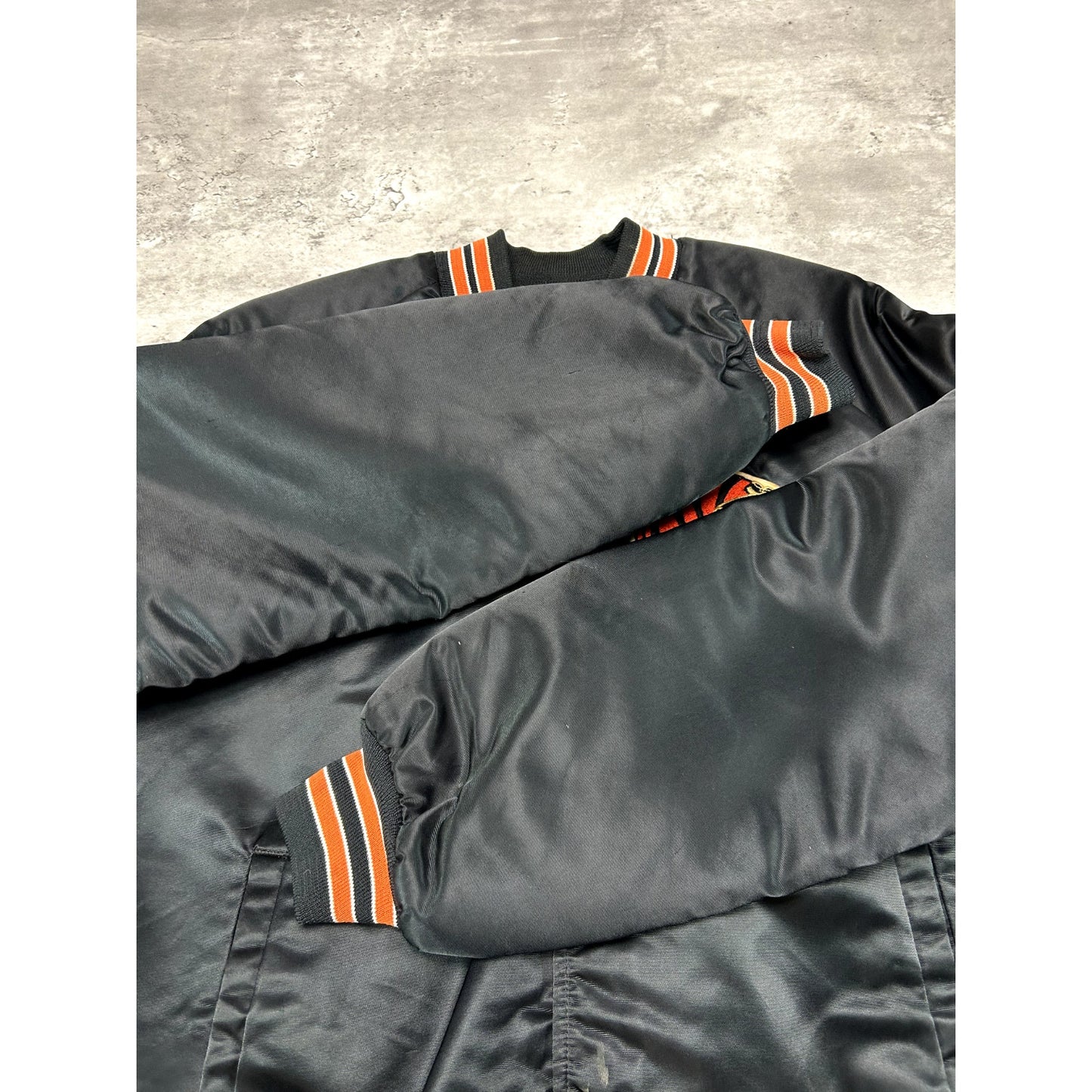 Vintage 80s Cincinnati Bengals NFL Chalk Line Satin Varsity Jacket Size Large