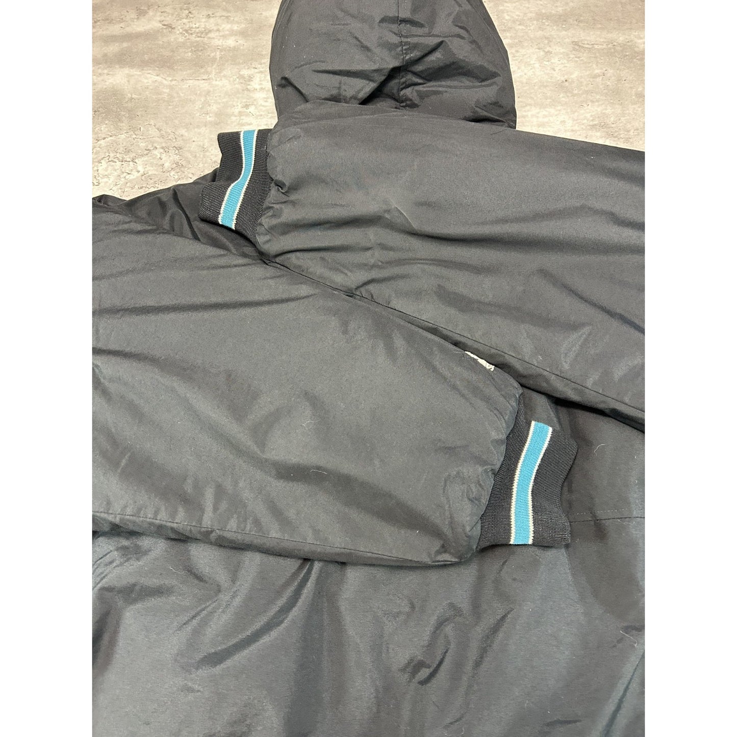 Vintage 80s/90s San Jose Sharks NHL Starter Insulated Full Zip Jacket Size XL