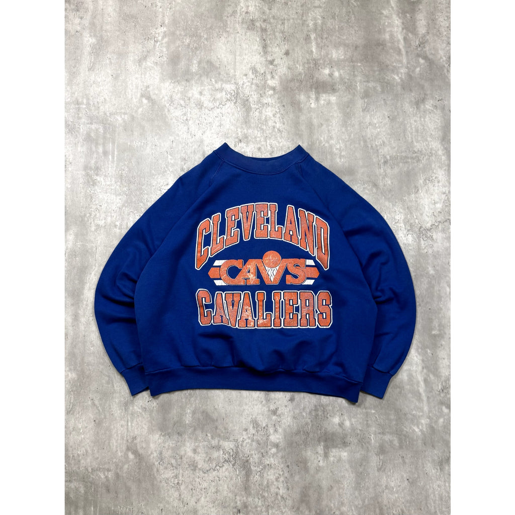 Vintage 80s/90s Cleveland Cavaliers NBA Graphic Spellout Sweatshirt Size Medium