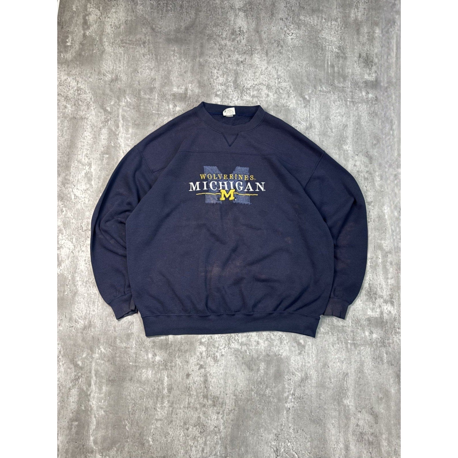 Vintage 90s Michigan Wolverines NCAA Embroidered Spellout Sweatshirt Size 2XL