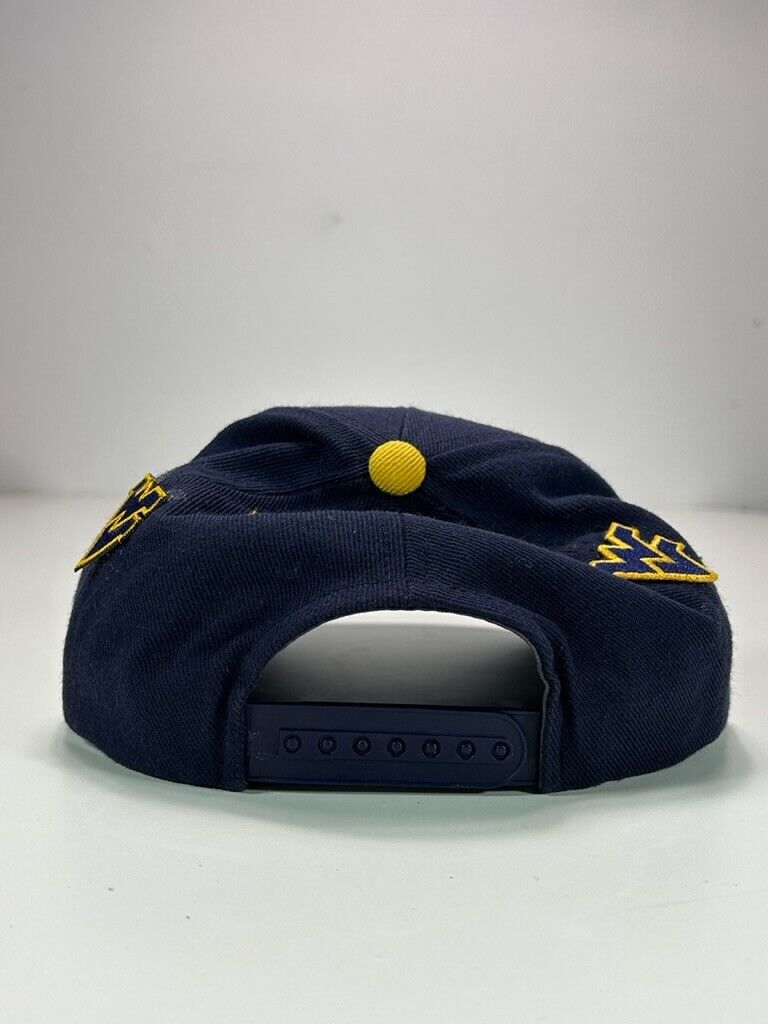 Vintage West Virginia Mountaineers NCAA Embroidered Logo Snapback Hat OSFA