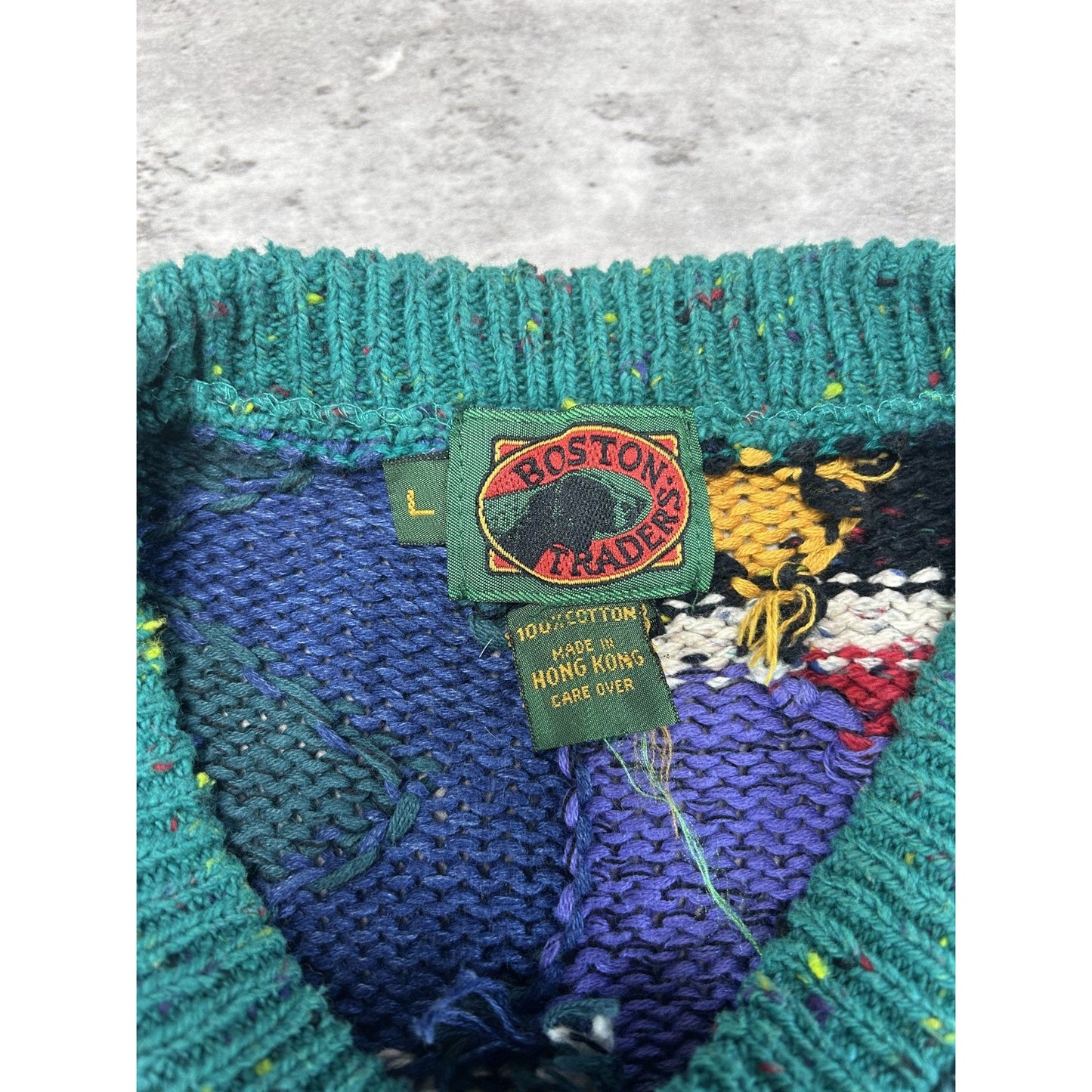 Vintage 90s Boston Traders Abstract Geometric Pattern Knit Sweater Size Large