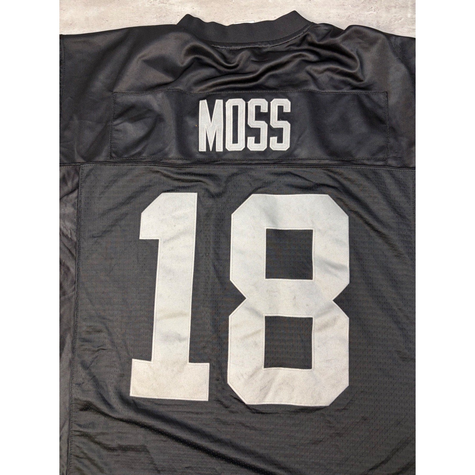 Vintage Randy Moss #18 Oakland Raiders NFL Reebok Football Jersey Size Large