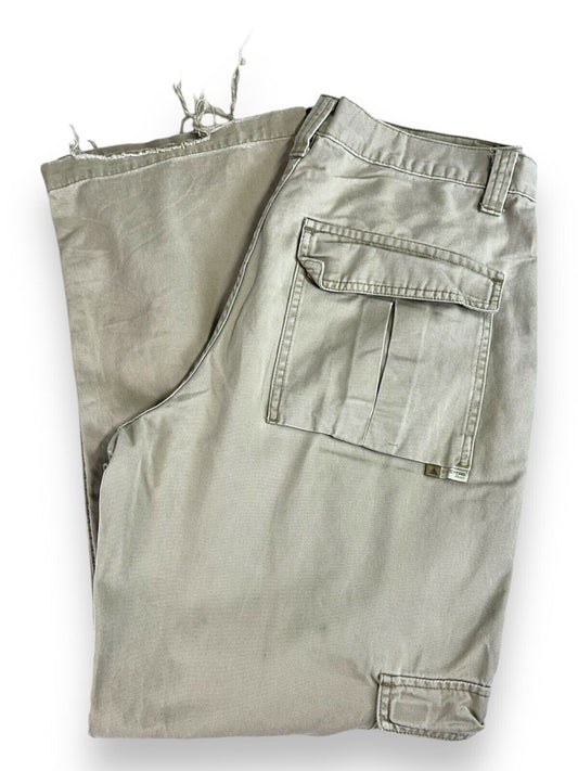 Vintage Y2K Levis Silver Tab Khaki Cargo Pants Pants Size 32W Beige