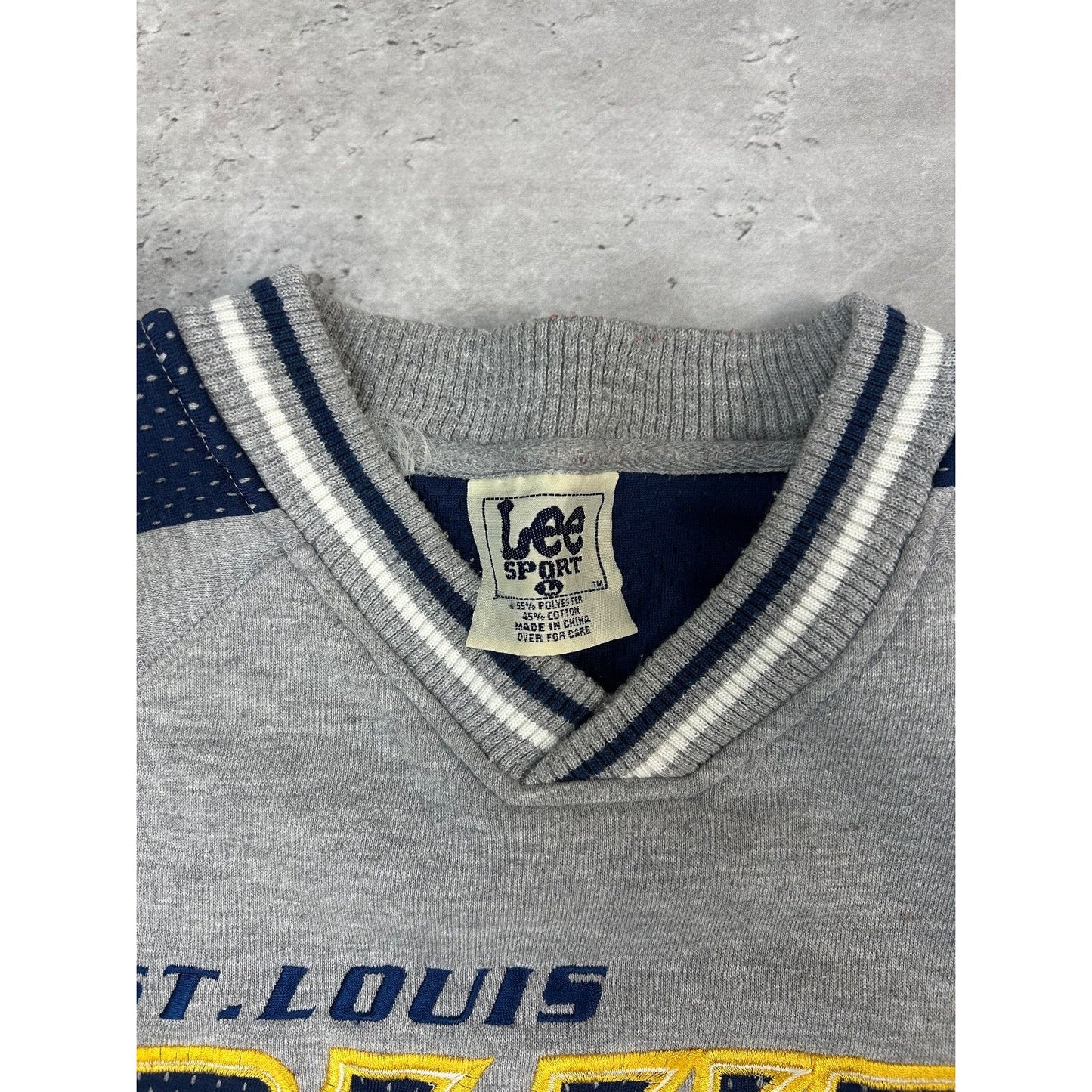 Vintage St Louis Blues NHL Embroidered Spellout Hockey Sweatshirt Size Large