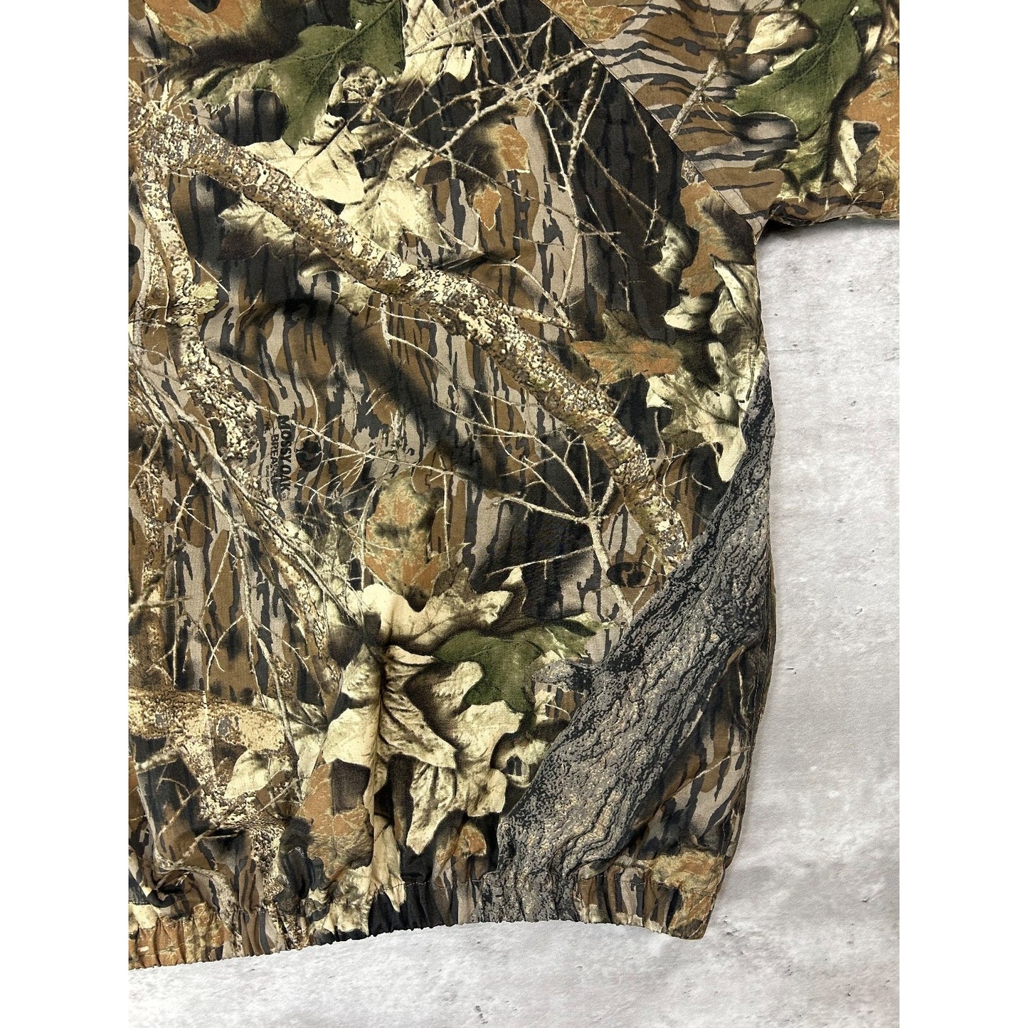 Vintage 80s/90s Mossy Oak Tree Camo Hunting Windbreaker Jacket Size Medium