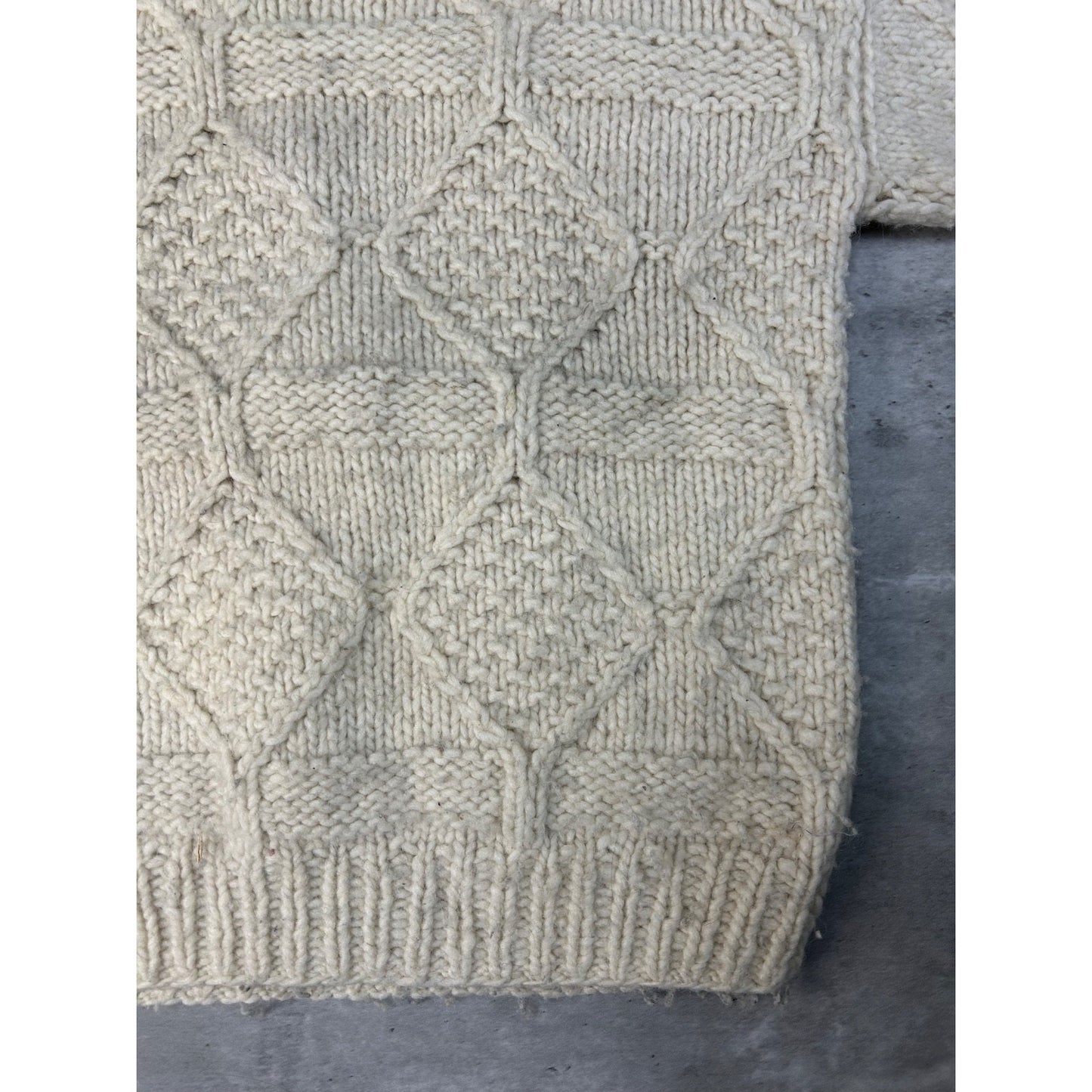 Vintage 80s/90s Cable Knit Diamond Print 1/4 Button Pullover Sweater Size Large