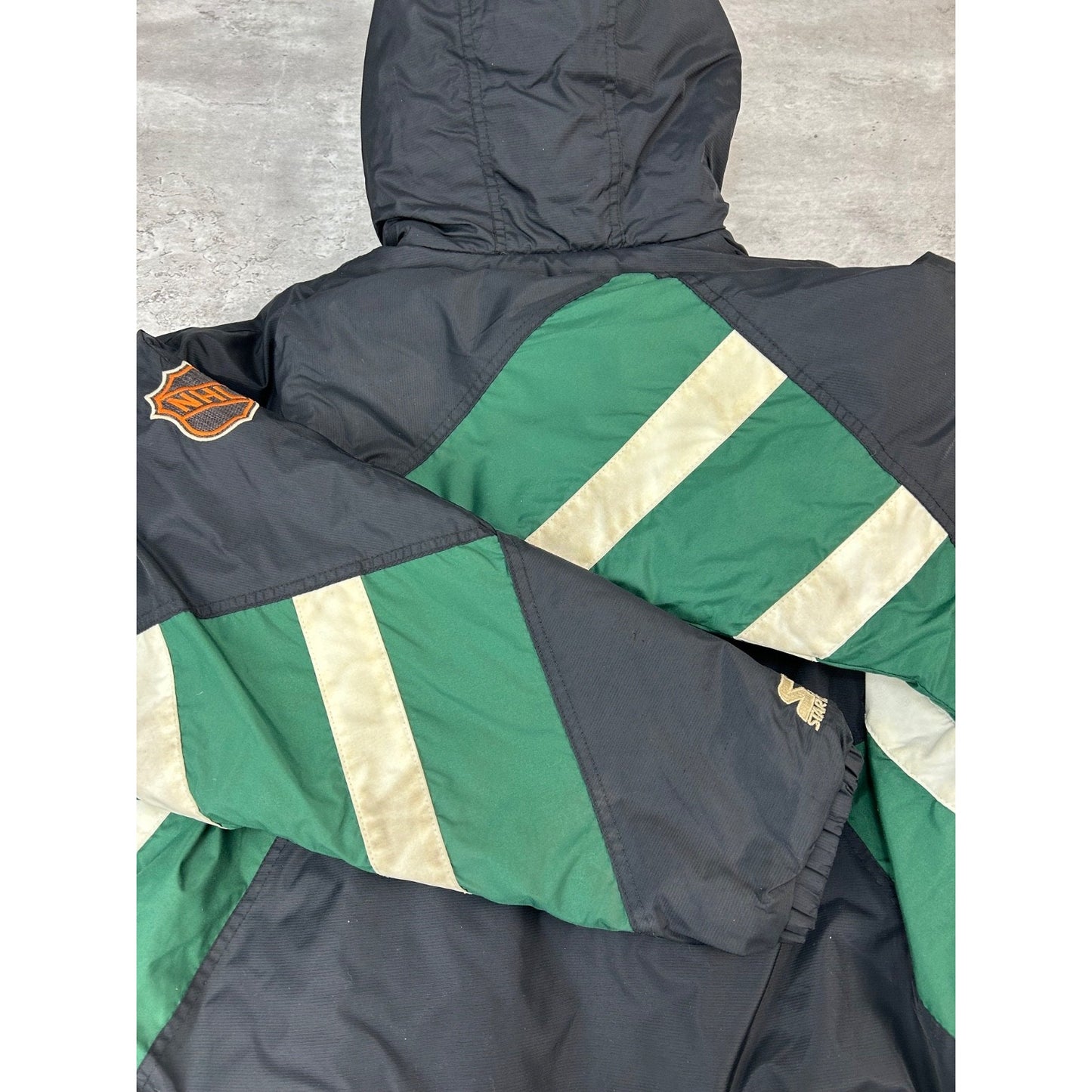 Vintage 90s Dallas Stars NHL Embroidered Insulated Starter Jacket Size Medium