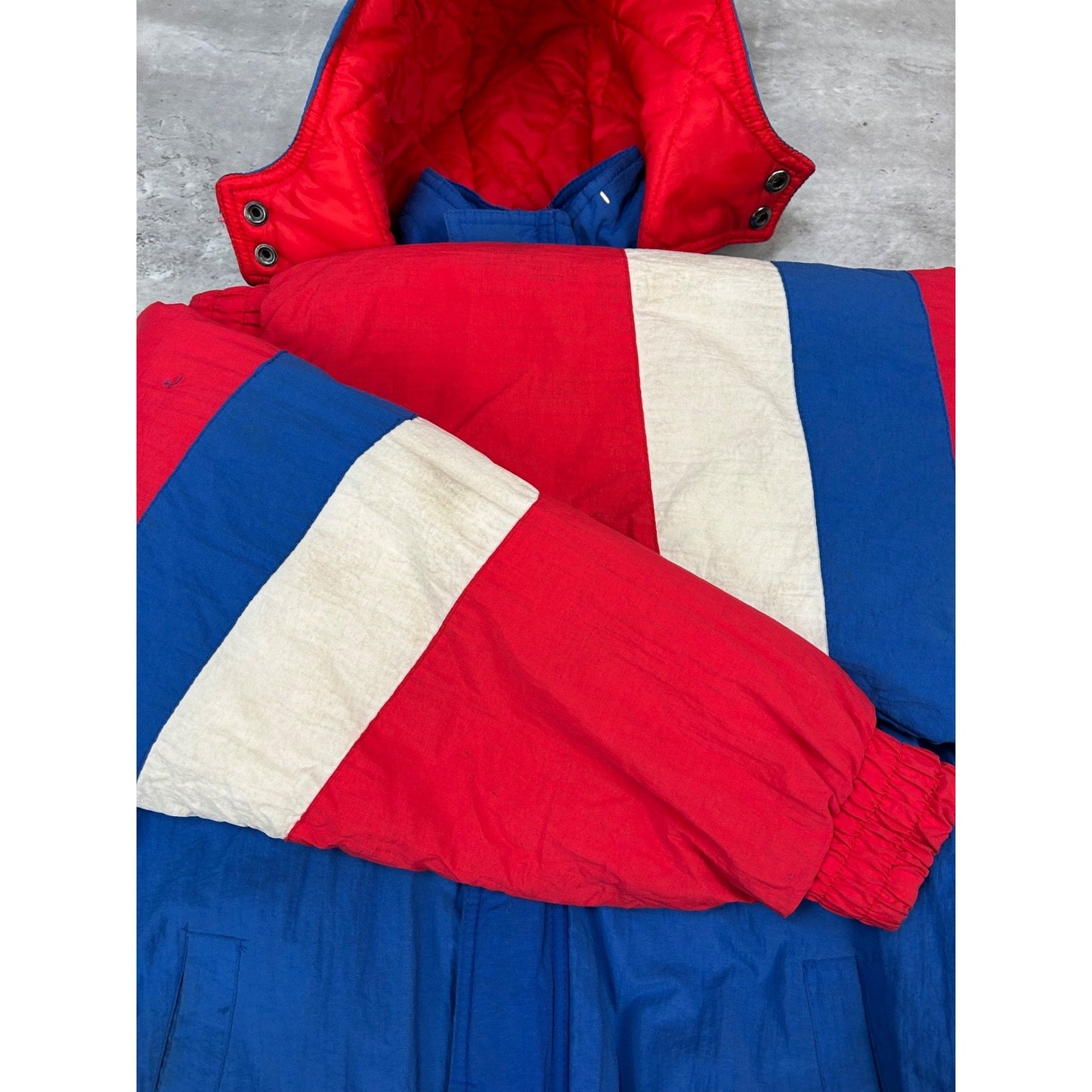 Vintage 90s Buffalo Bills NFL Insulated Embroidered Hooded Jacket Sz Large YOUTH