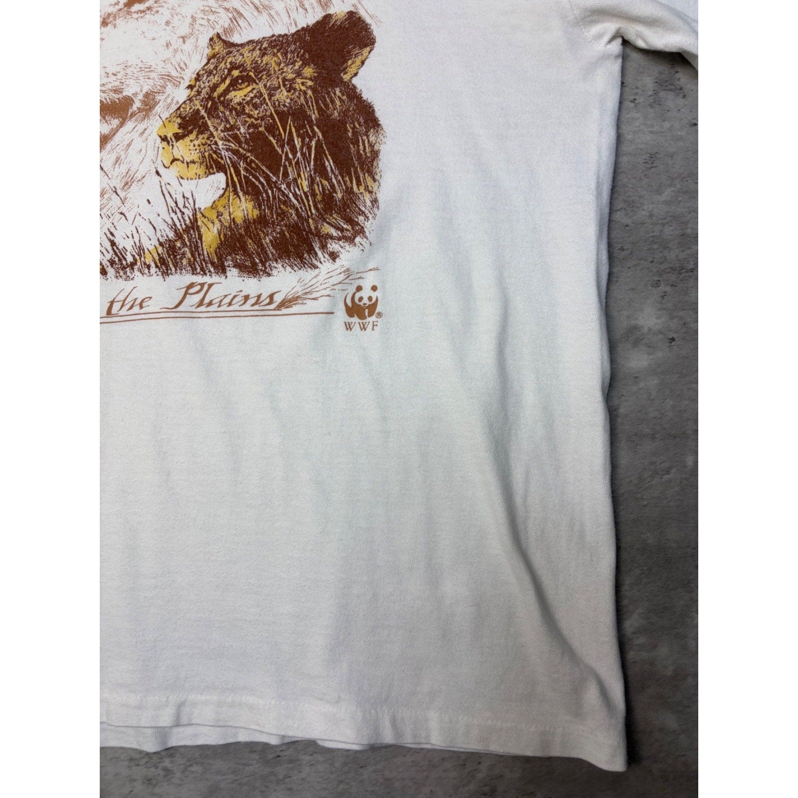 Vintage 90s WWF Protect Life On The Plains Nature Graphic T-Shirt Size XL
