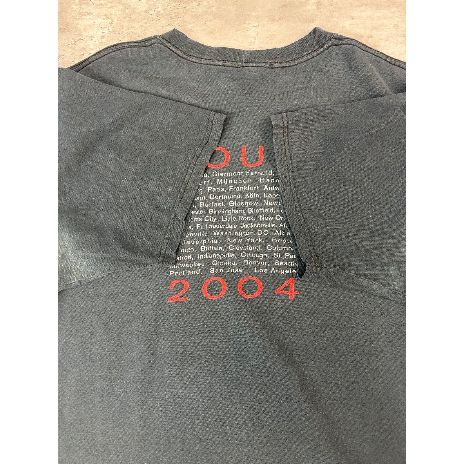 Vintage 2004 Eric Clapton Rock Music Tour Graphic T-Shirt Size Large Black