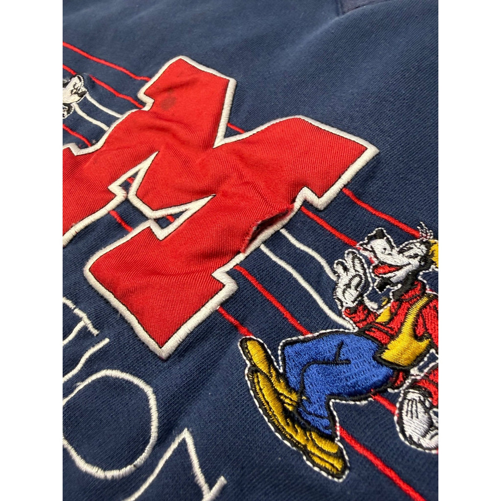 Vintage Mickey Mouse Collection Character Graphic Sweatshirt Size Medium