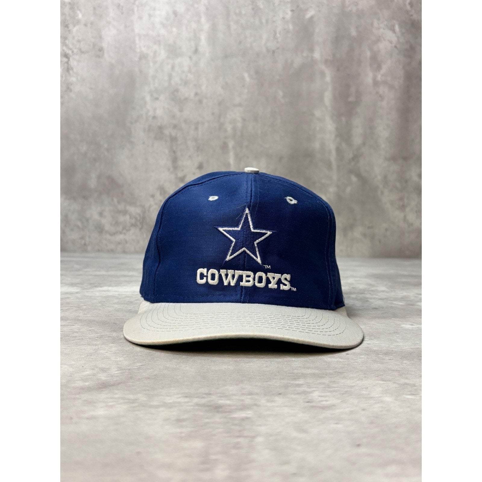 Vintage 90s Dallas Cowboys NFL Embroidered Logo Spellout Snapback Hat OSFA