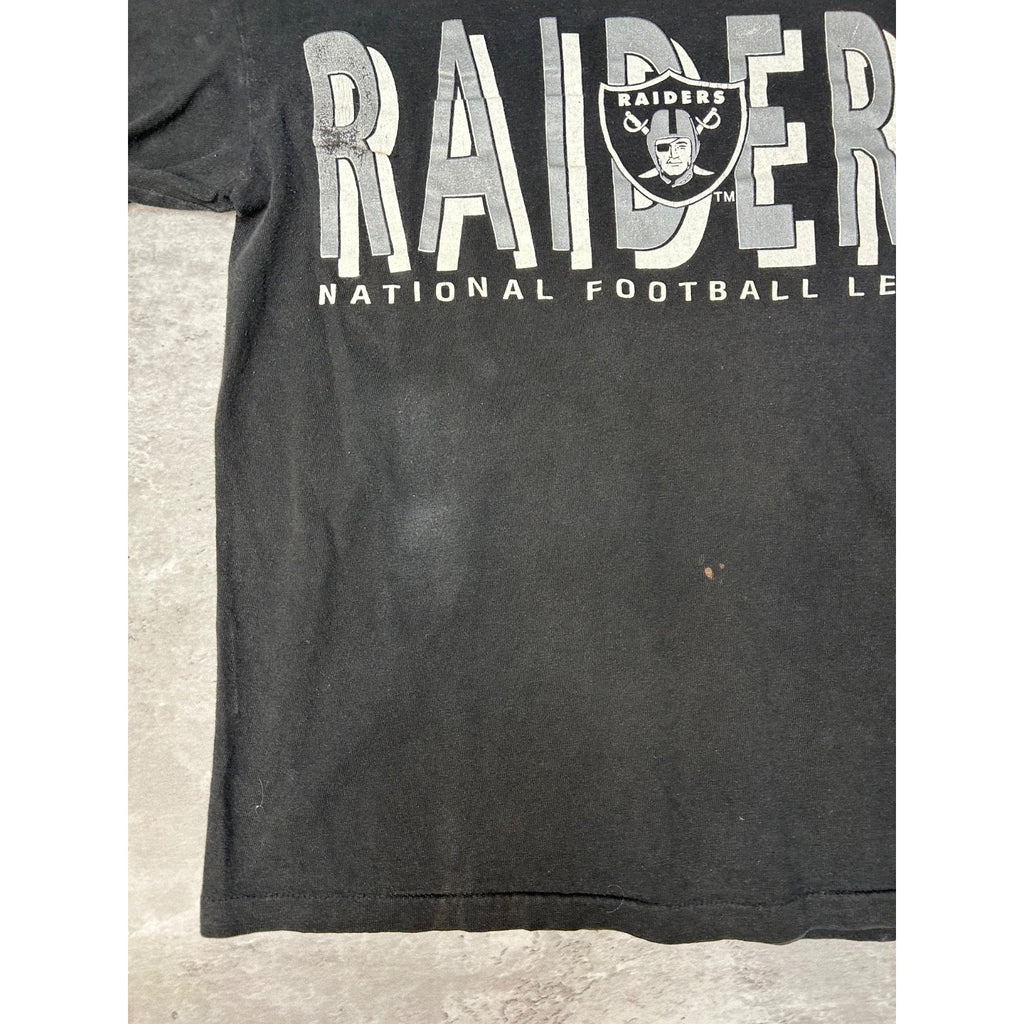 Vintage 1990 Oakland Raiders NFL Spellout Long Sleeve T-Shirt Size Medium
