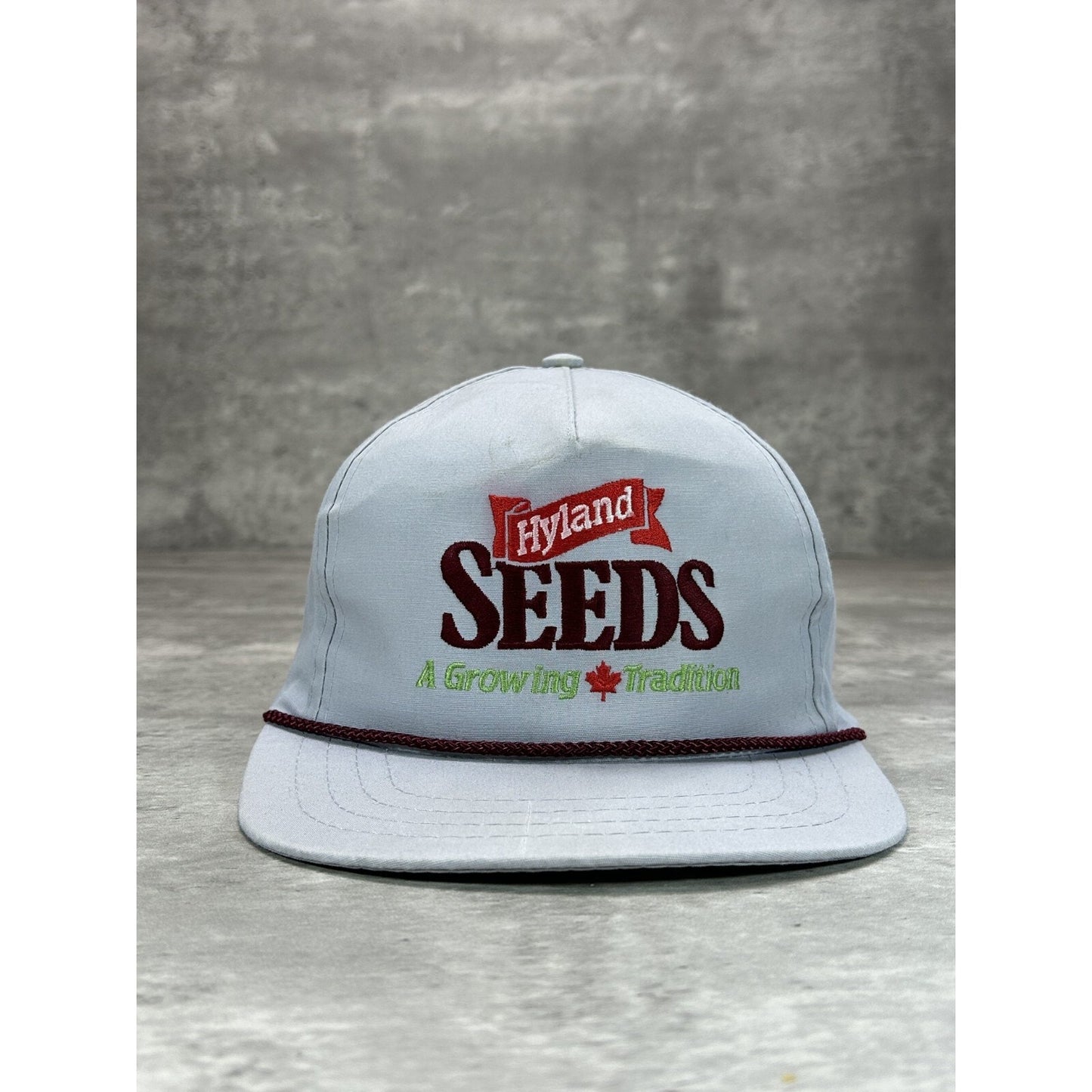 Vintage 90s Hyland Seeds Embroidered Spellout Snapback Hat OSFA Gray