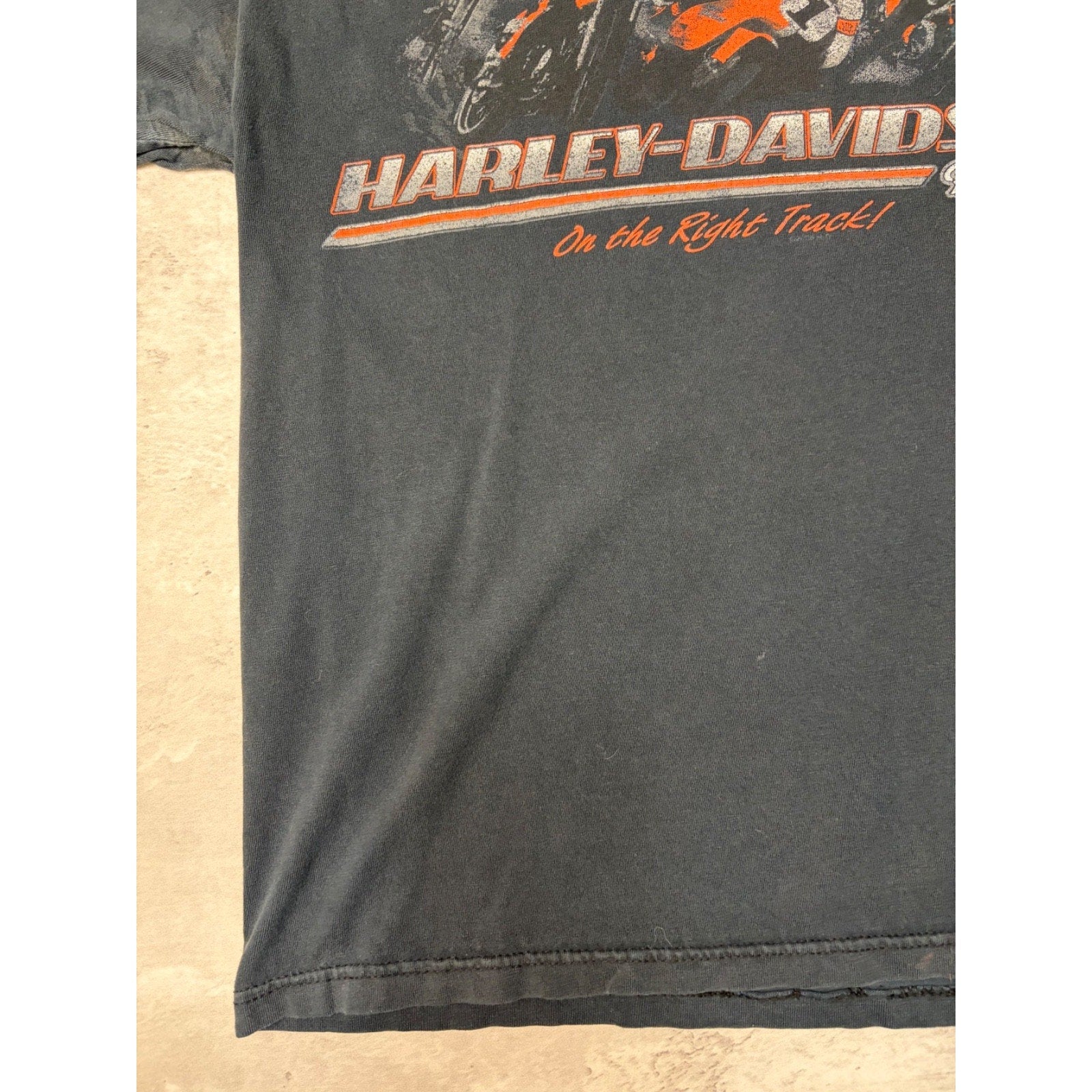 Vintage Harley Davidson Racing On The Right Track Graphic T-Shirt Size Medium