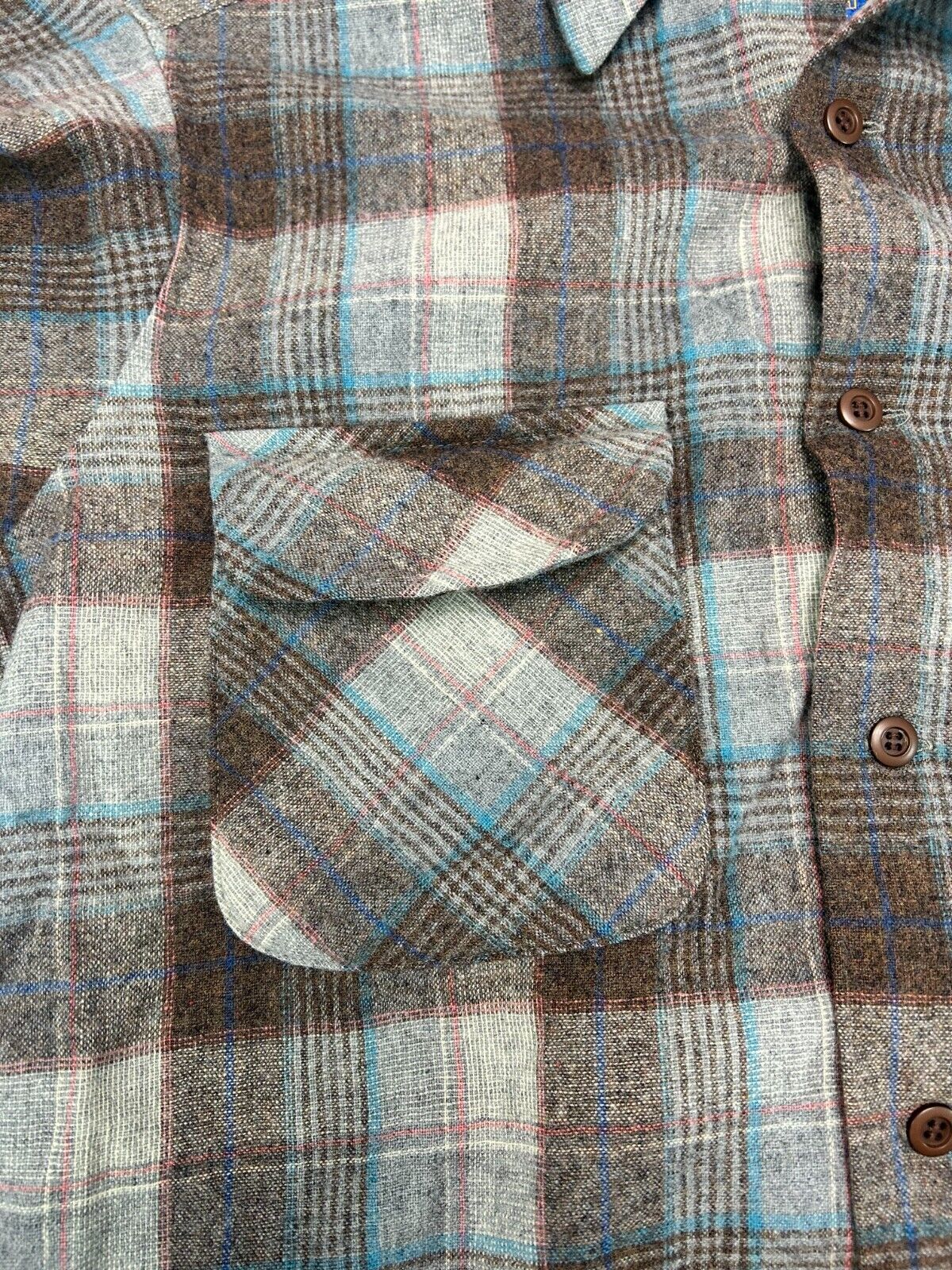 Vintage 80s/90s Pendleton 100% Virgin Wool Plaid Button Up Shirt Size Medium