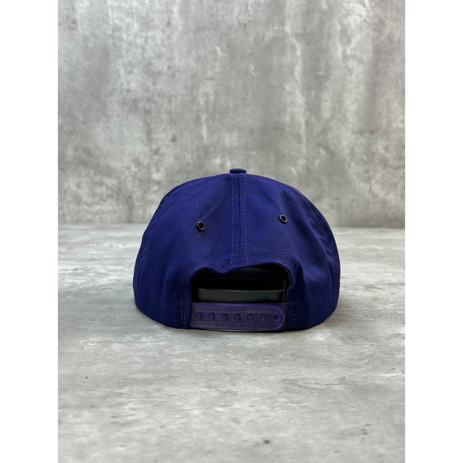 Vintage 90s Budweiser Nothing Beats A Bud Beer Promo Snapback Hat OSFA