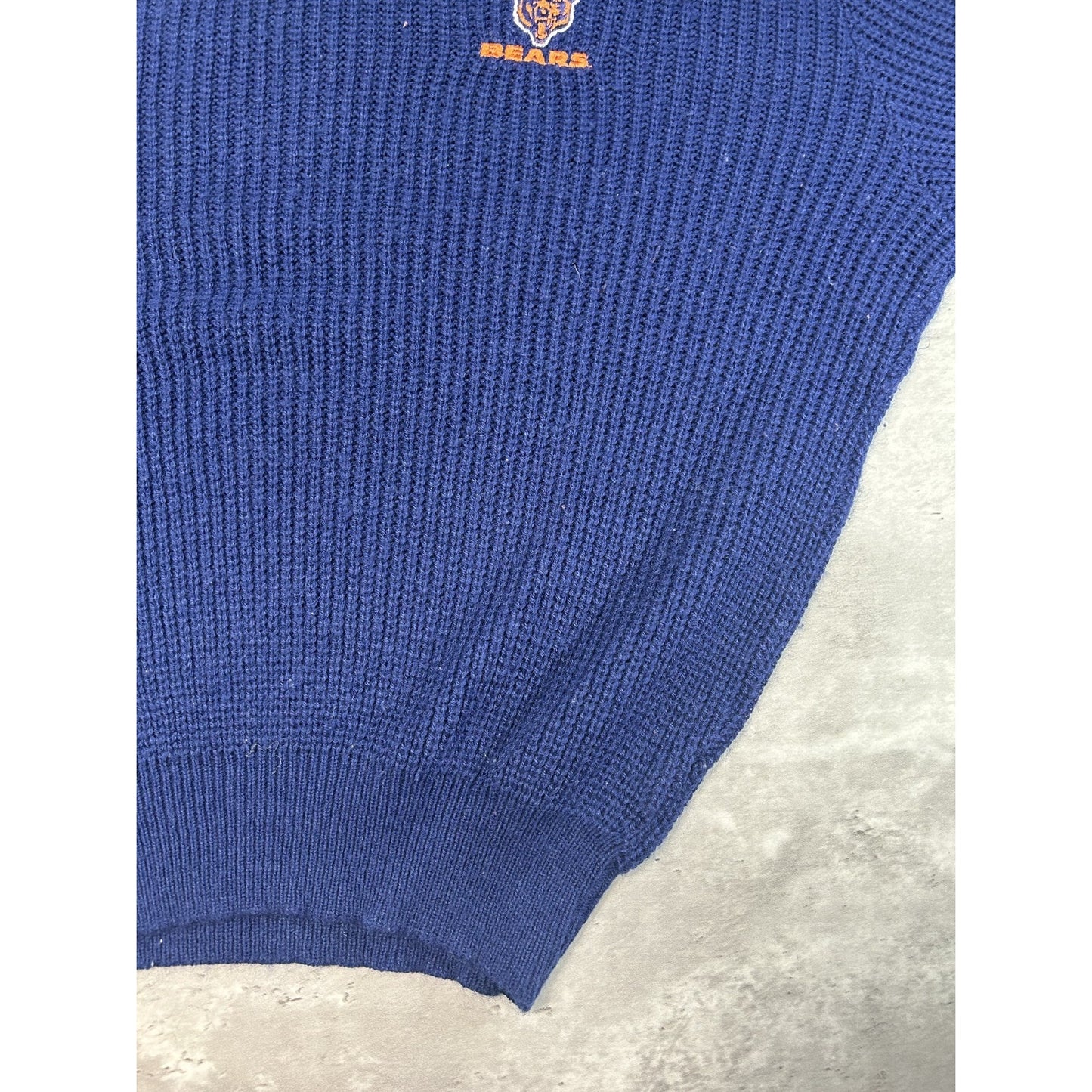 Vintage 90s Chicago Bears NFL Embroidered Logo Knit Sweater Size Medium