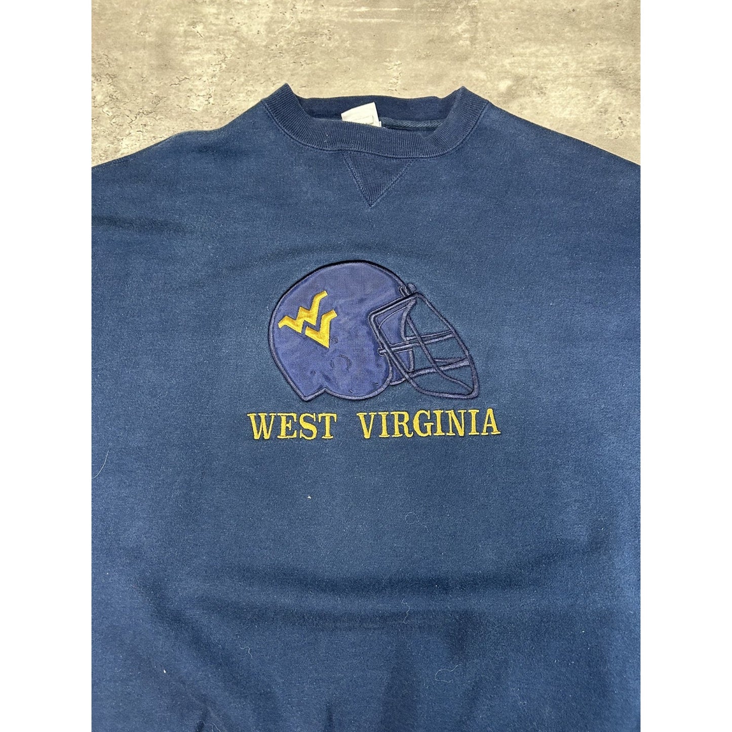 Vintage 90s West Virginia Mountaineers NCAA Embroidered Helmet Sweatshirt Medium