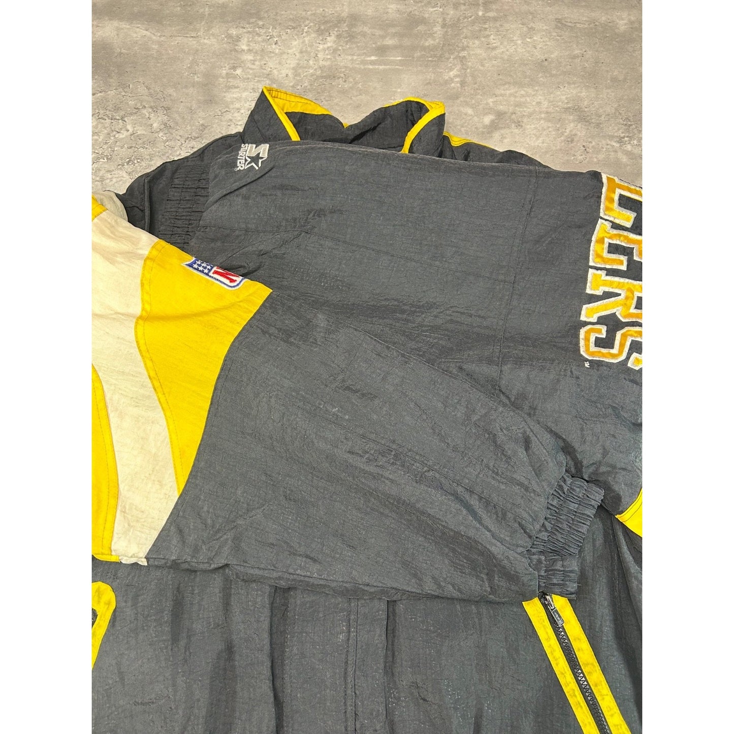 Vintage 90s Pittsburgh Steelers NFL Insulated Starter Split Back Jacket Size XL