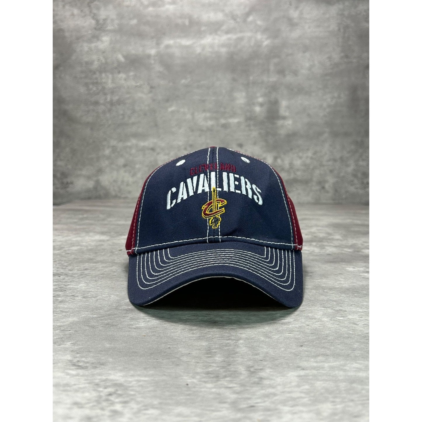 Vintage Cleveland Cavaliers NBA Embroidered Spellout Logo Strapback Hat OSFA