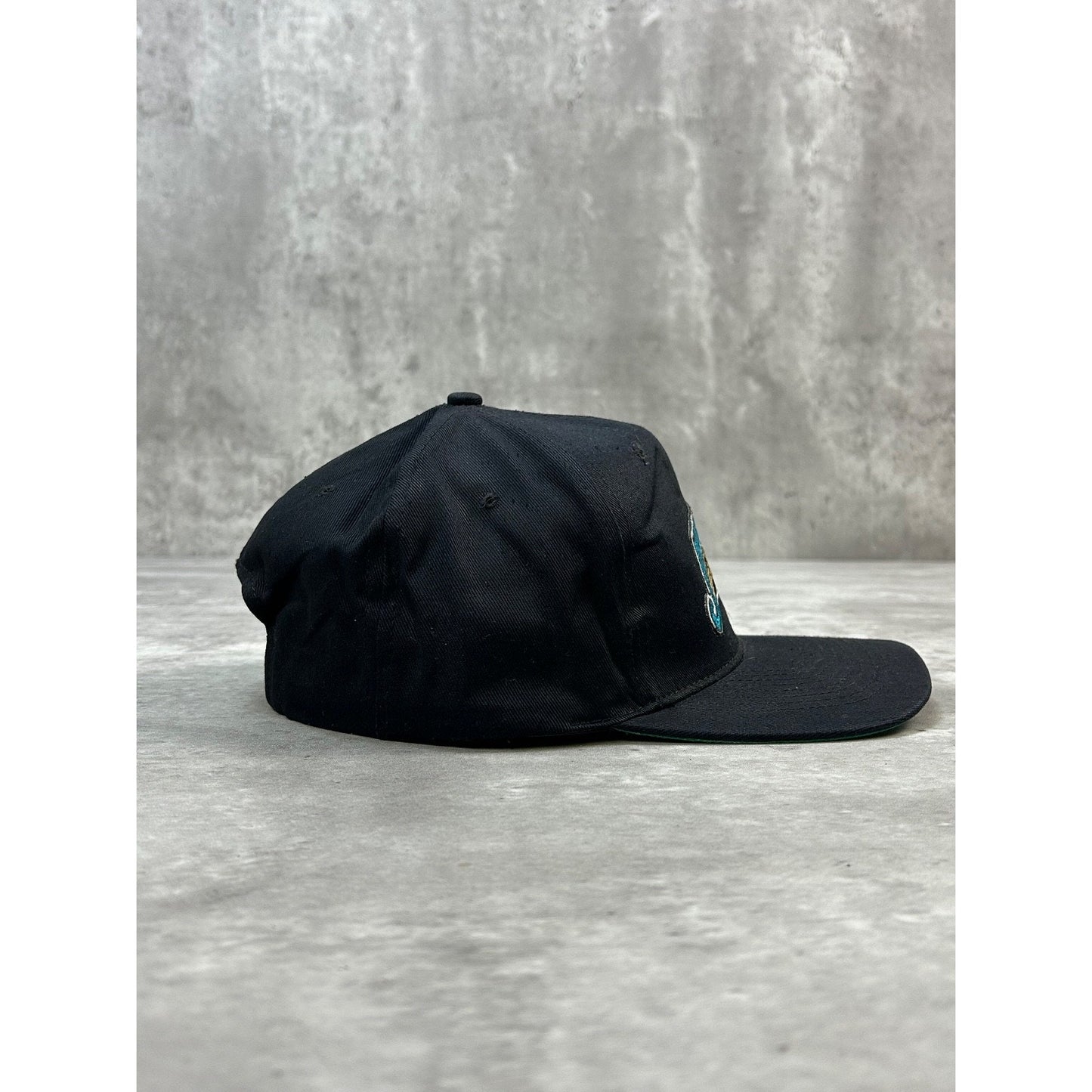 Vintage 1993 Jacksonville Jaguars NFL Embroidered Banned Logo Snapback Hat OSFA