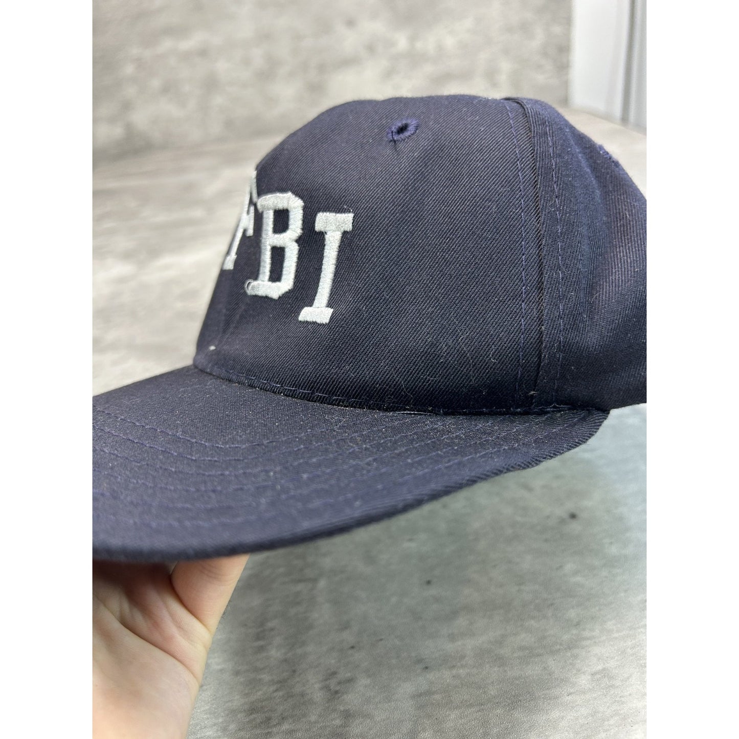 Vintage 90s FBI Embroidered Spellout Snapback Hat Large