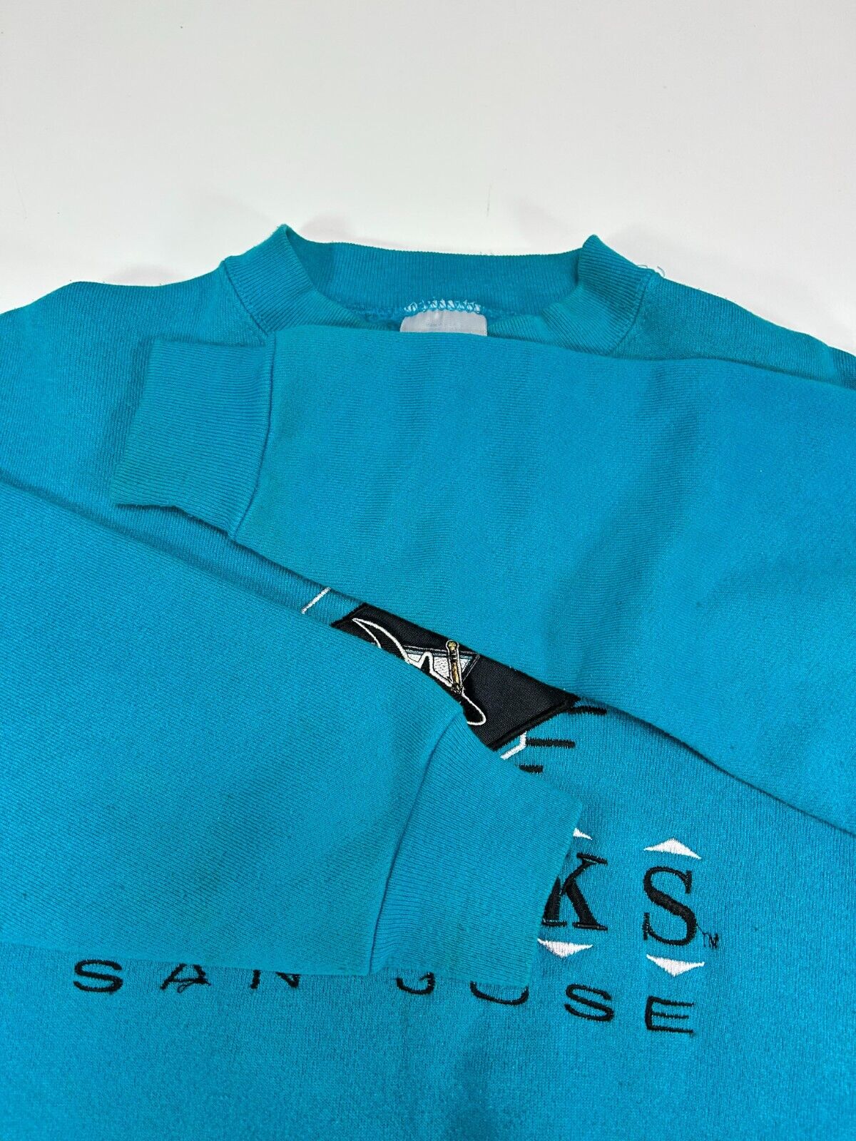 Vintage 90s San Jose Sharks NHL Embroidered Spellout Logo Sweatshirt Size Medium