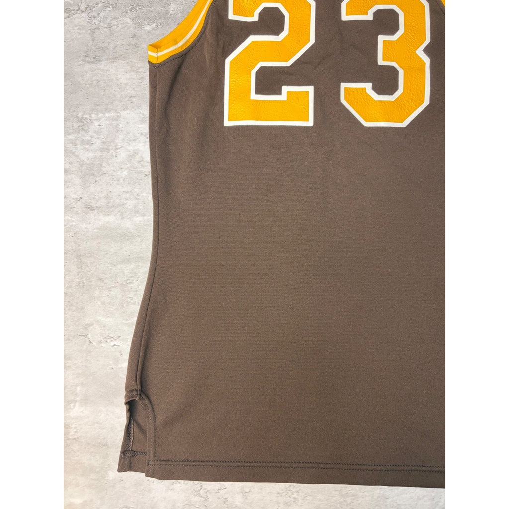 Vintage 80s/90s Wildcats #23 Collegiate Basketball Jersey Size Medium