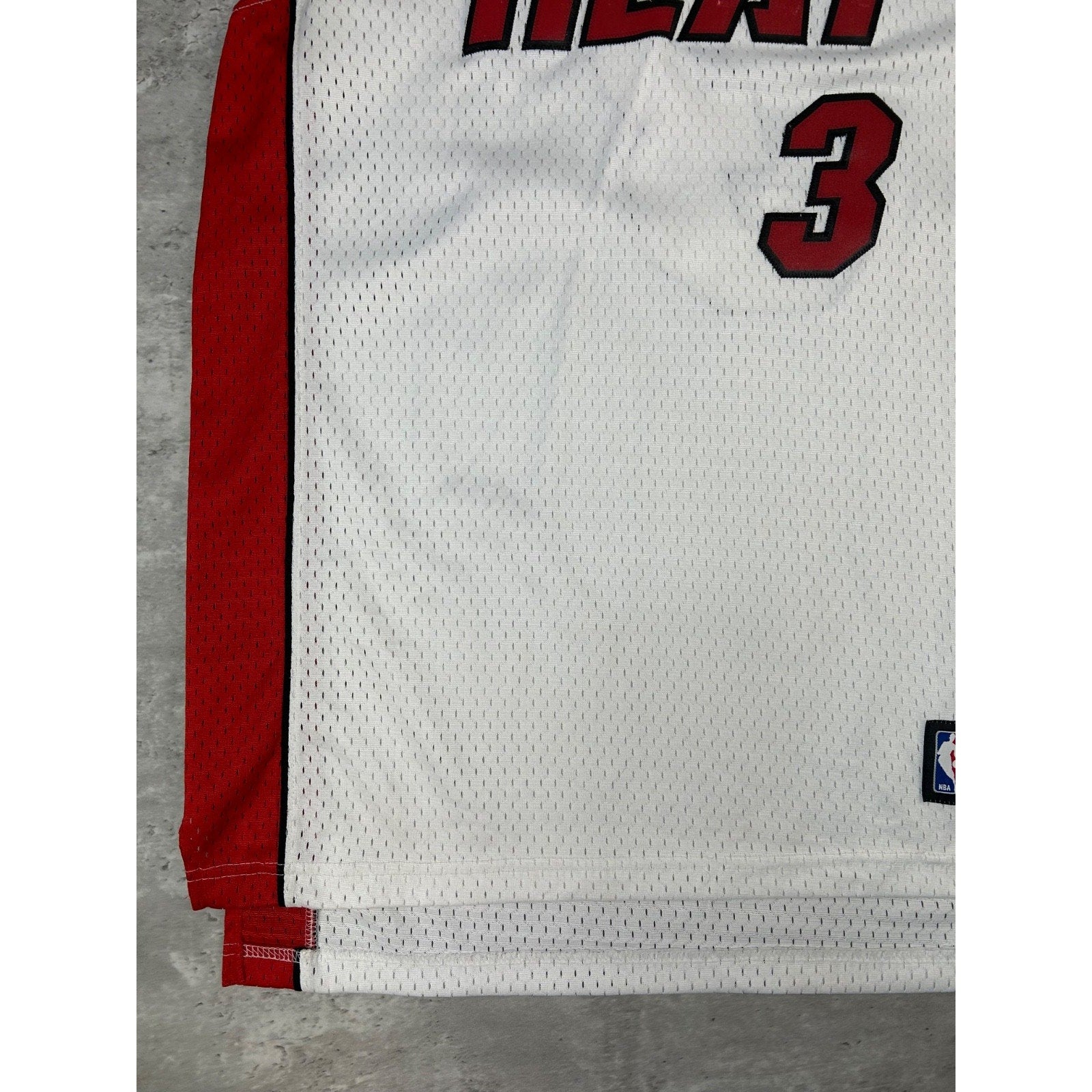 2000s Dwayne Wade #3 Miami Heat NBA Stitched Adidas Basketball Jersey Sz Medium