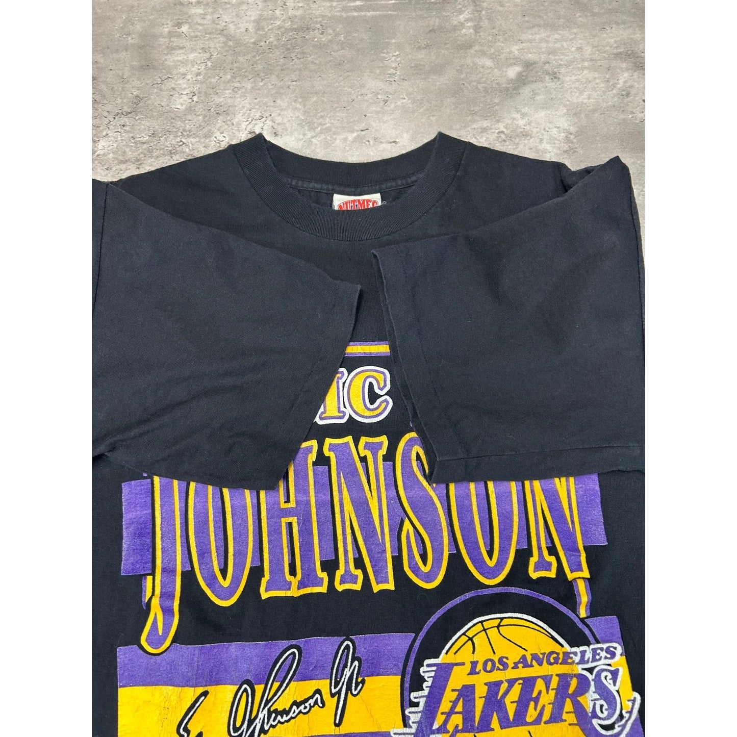 Vintage 90s Magic Johnson #32 Los Angeles Lakers NBA Player T-Shirt Size XL