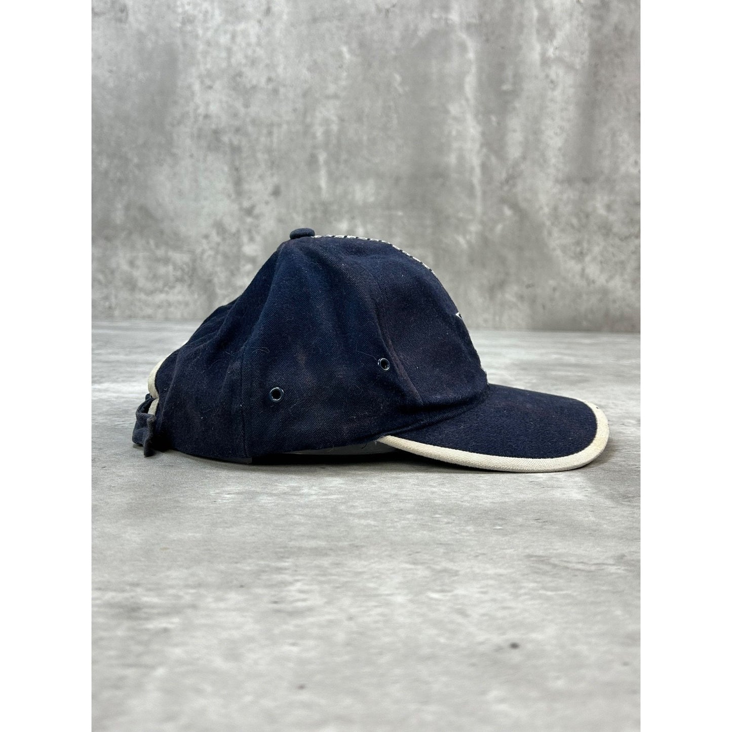 Vintage 90s Dallas Cowboys NFL Embroidered Logo Football Strapback Hat OSFA