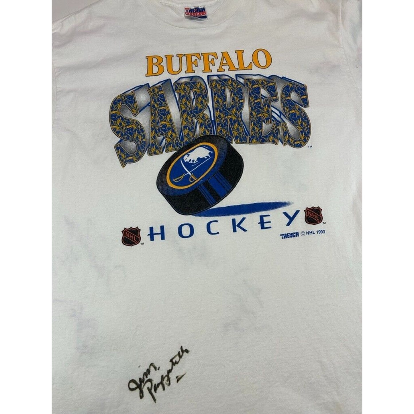 Vintage 1993 Buffalo Sabres NHL Puck Graphic Hockey T-Shirt Size XL