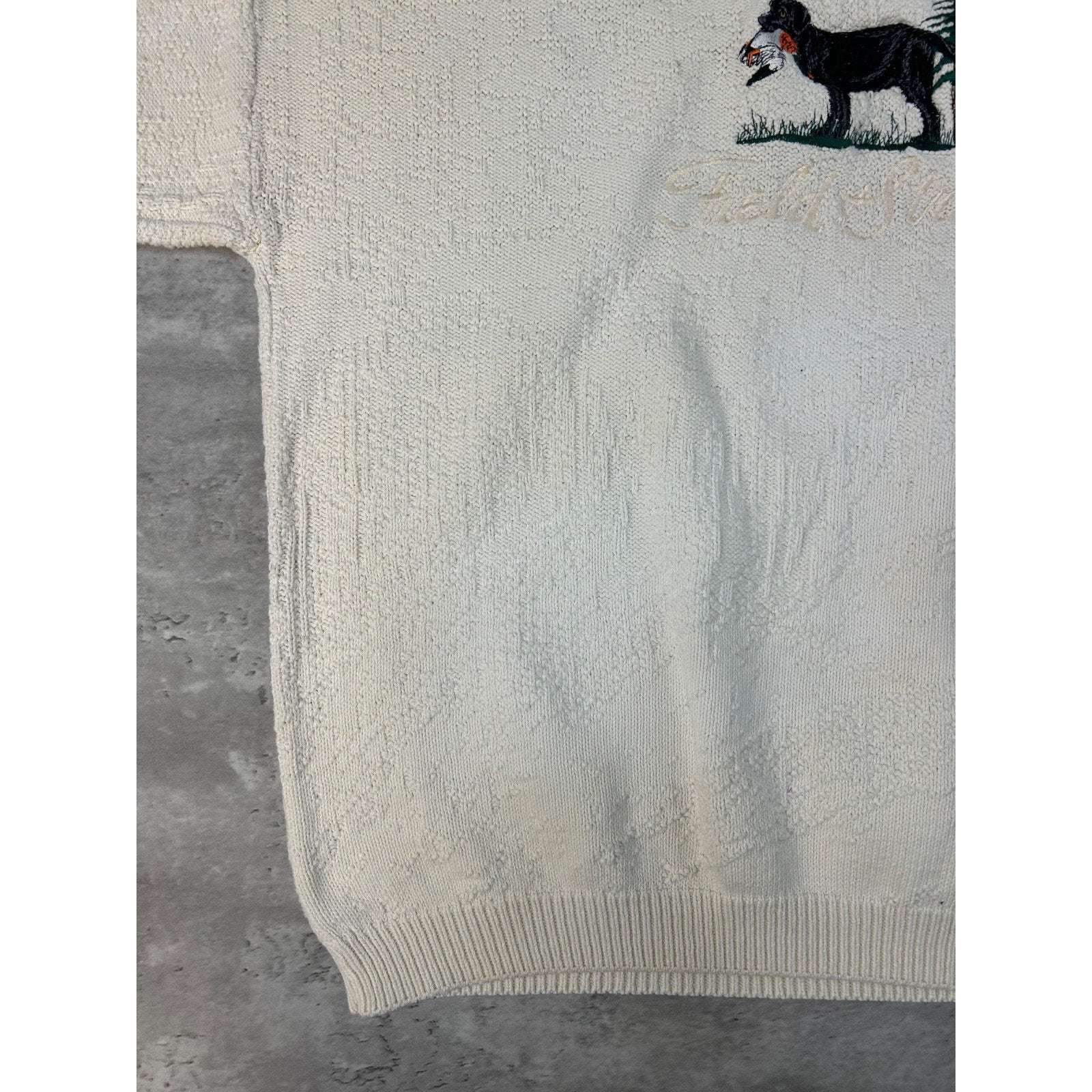 Vintage 90s Duck Hunting Dog Embroidered Graphic Knit Sweater Size Large