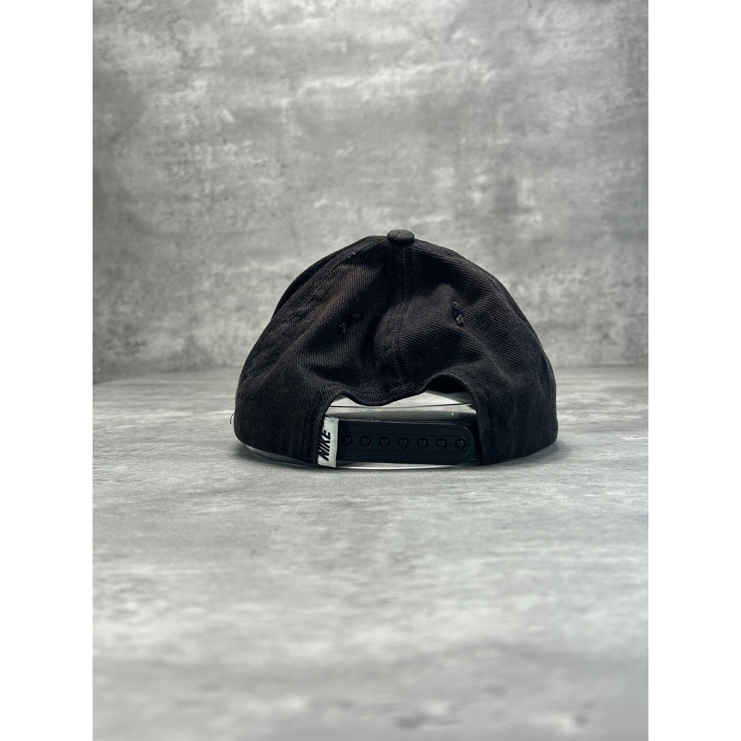 Vintage 90s Nike Embroidered Swoosh Strapback Hat OSFA Black/White