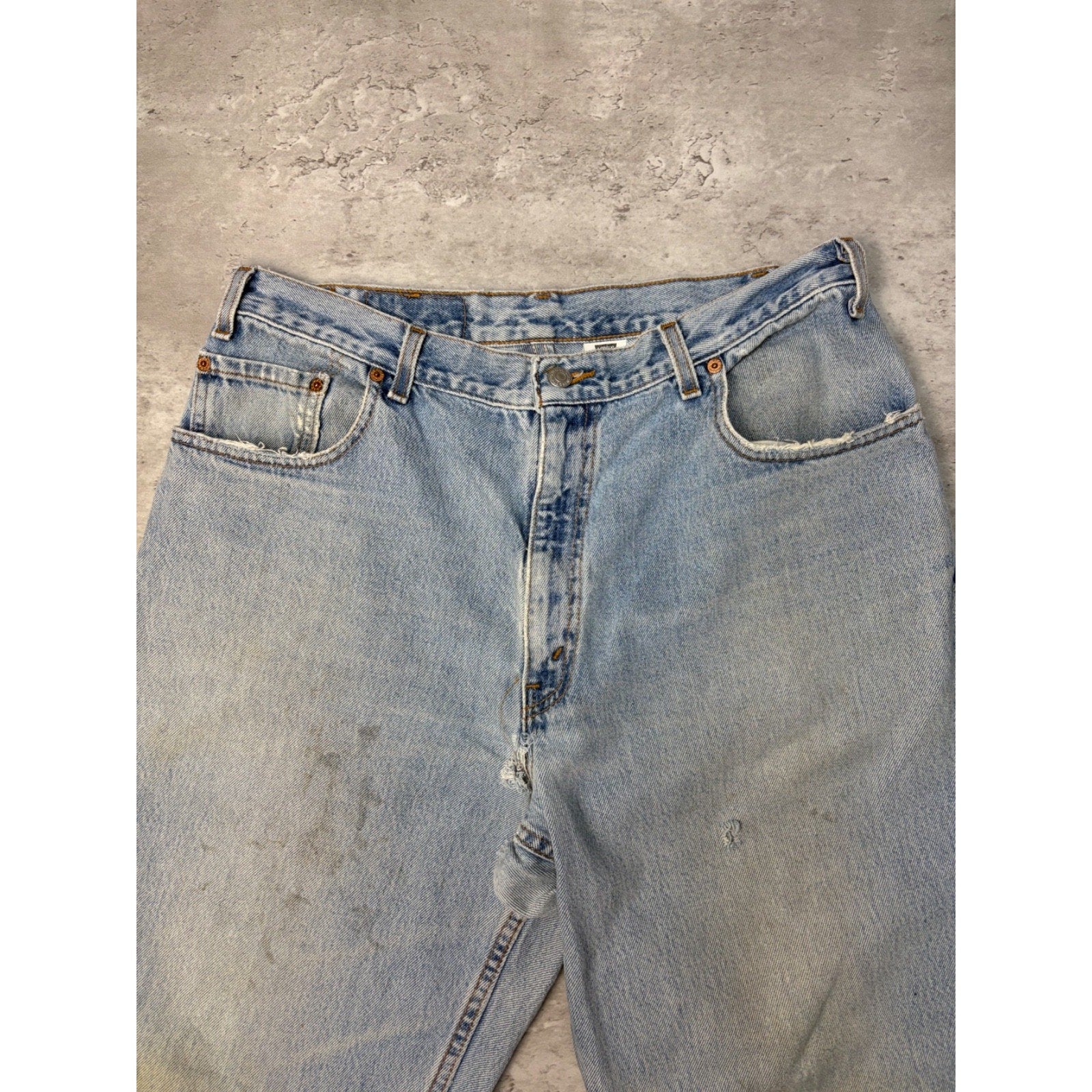 Vintage Levis 560 Red Tab Loose Fit Light Wash Denim Pants Size 36