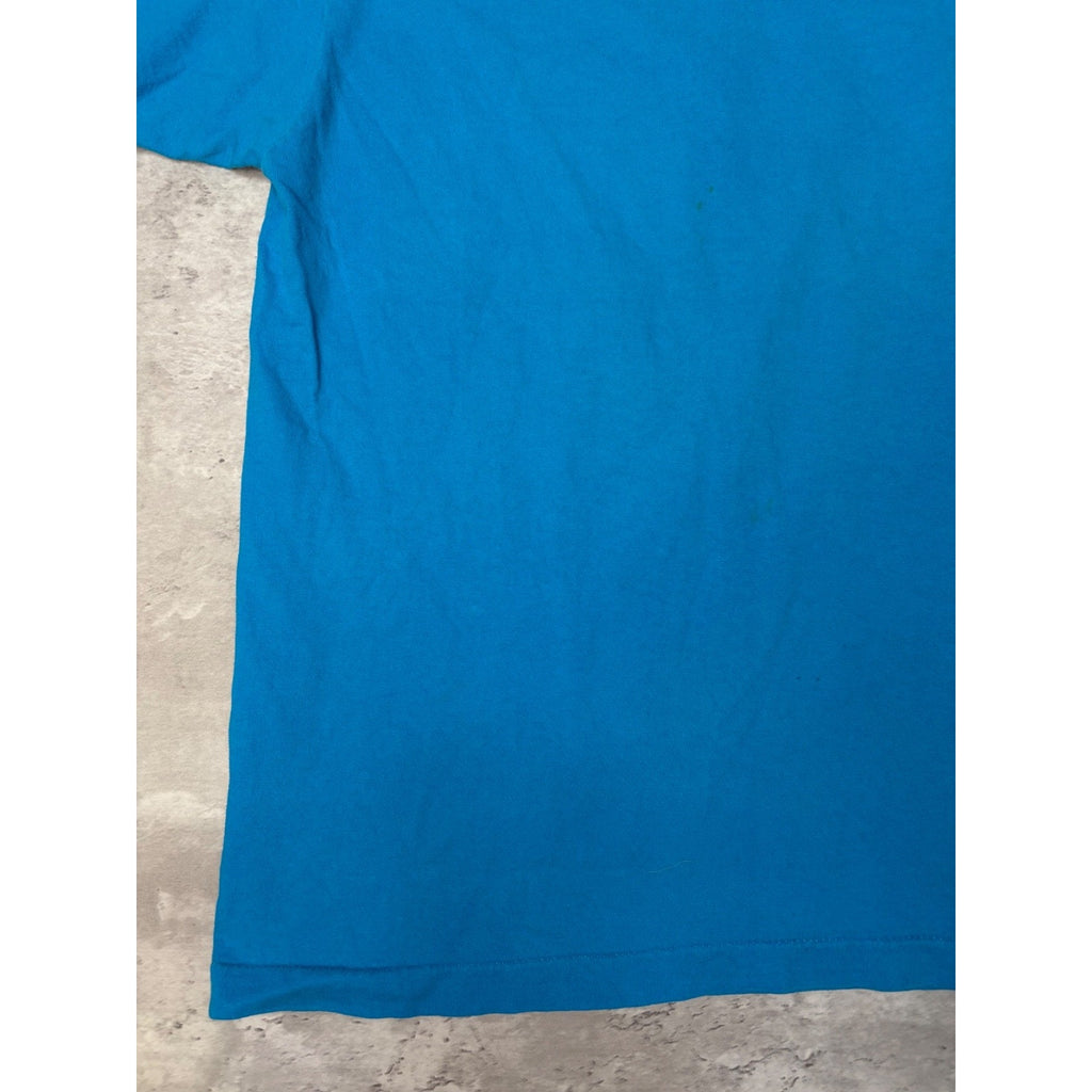 Vintage 90s Carolina Panthers NFL Big Helmet Graphic Football T-Shirt Size Large