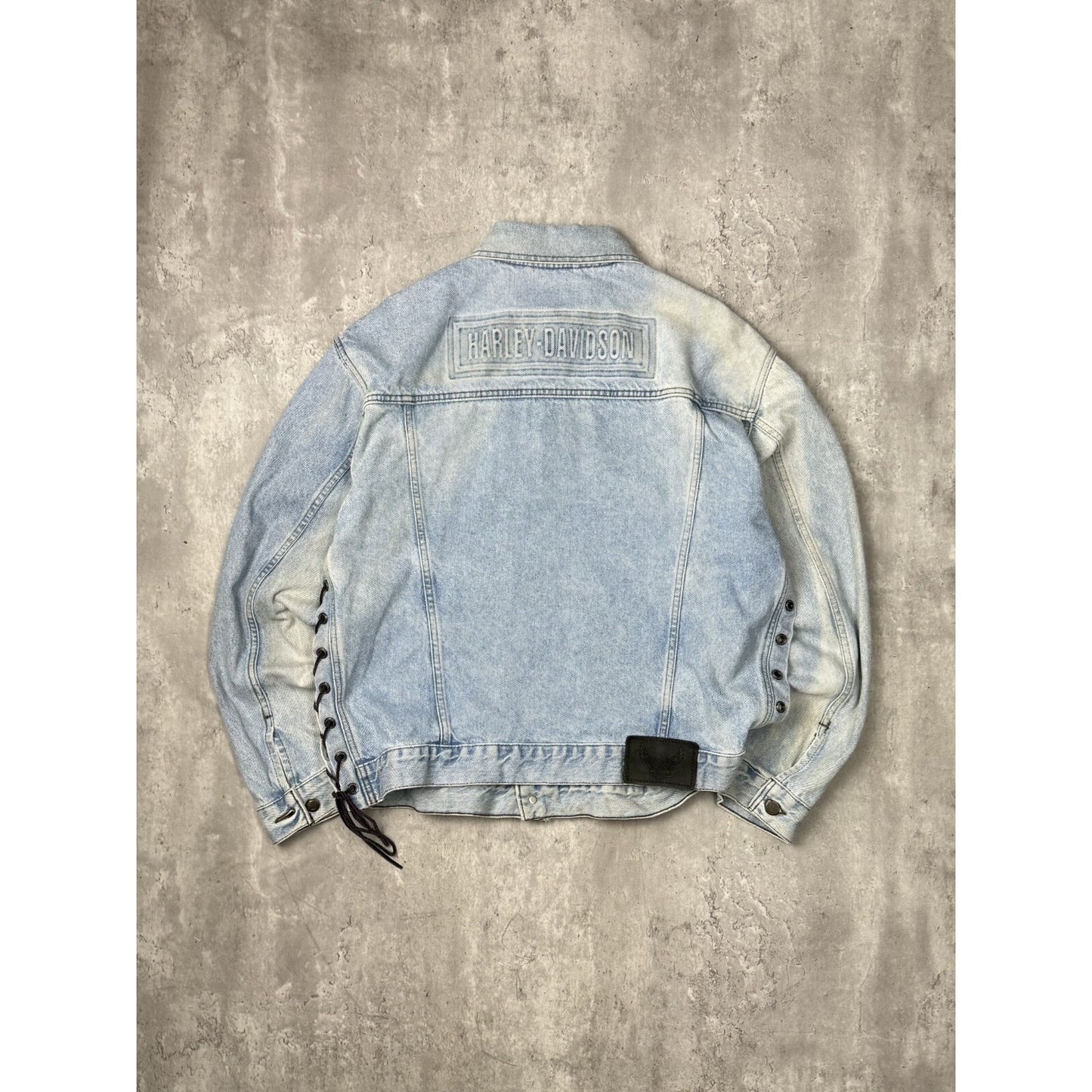 Vintage 2000s Harley Davidson Light Wash Denim Trucker Jacket Size Large Blue